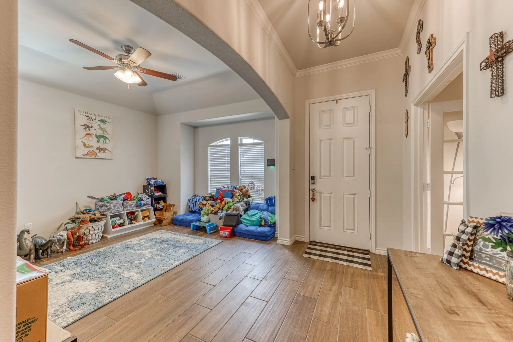 Single Family Residence For Rent in Johnson County , 1060 Wildwood Drive, Joshua, Texas 76058, 3 Bedroom, 2 Bathroom, 2 Garage spaces, 2,267 Sqft, built in 2020, mls#21381694, Real Estate Agent in Joshua, Homes For Rent in Johnson county, Homes For Rent in Joshua, Realtor in Joshua Texas, Real Estate Brokerage Independent Realty Texas, Luminita Cordes Realtor
