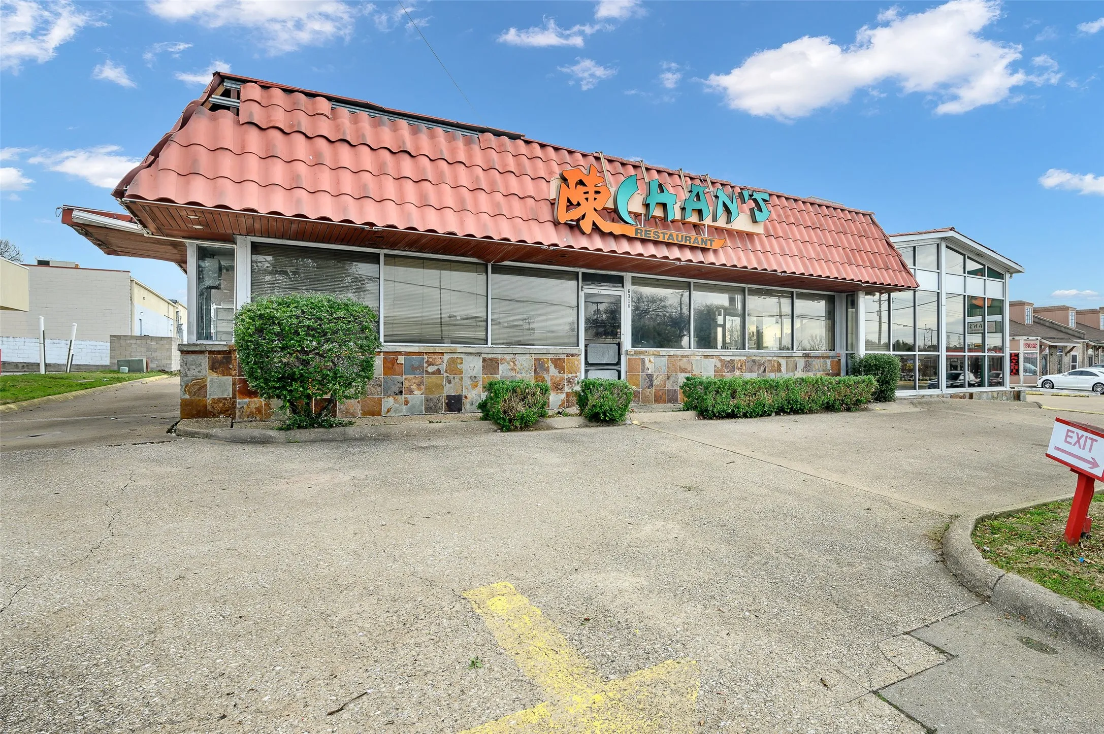 Retail For Sale in Dallas County , 6318 Broadway Boulevard, Garland, Texas 75043, 0, 0, Garage spaces, 0 Sqft, built in 1979, mls#21381693, Real Estate Agent in Garland, Homes For Sale in Dallas county, Homes For Sale in Garland, Realtor in Garland Texas, Real Estate Brokerage Independent Realty Texas, Luminita Cordes Realtor