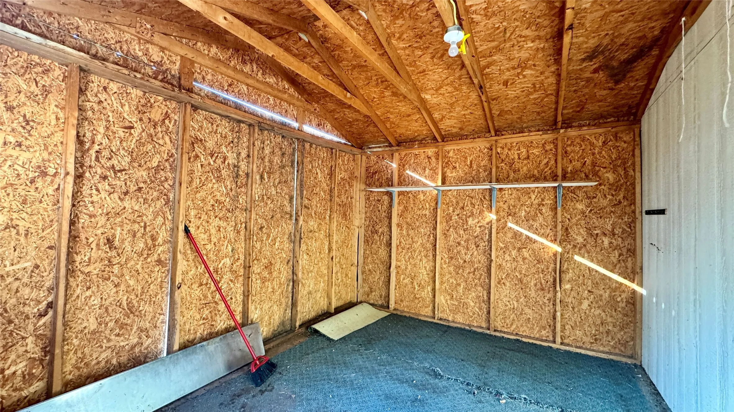 Single Family Residence For Sale in Kaufman County , 205 Davidson Drive, Terrell, Texas 75160, 2 Bedroom, 1 Bathroom, Garage spaces, 1,148 Sqft, built in 1955, mls#21381659, Real Estate Agent in Terrell, Homes For Sale in Kaufman county, Homes For Sale in Terrell, Realtor in Terrell Texas, Real Estate Brokerage Independent Realty Texas, Luminita Cordes Realtor