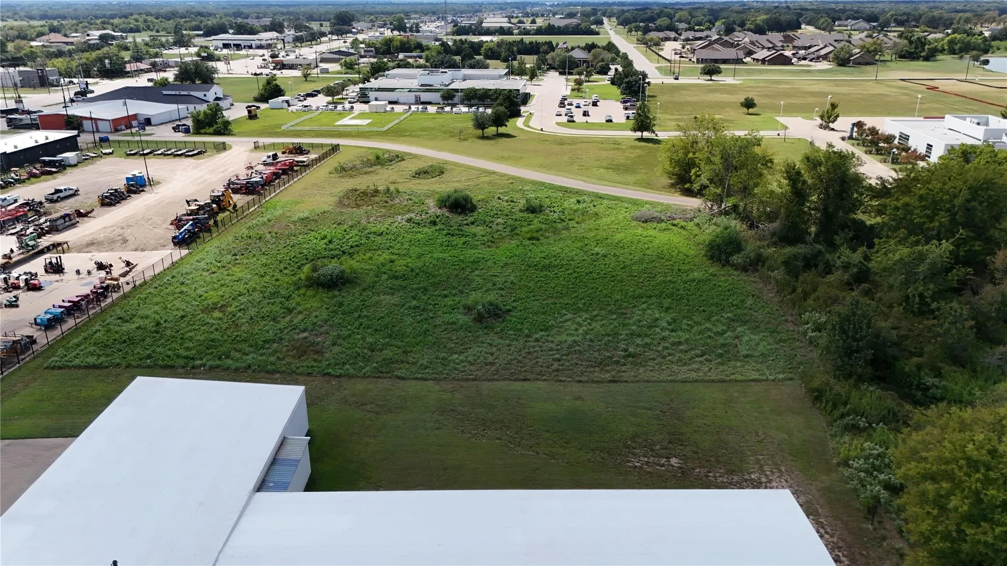 Unimproved Land For Sale in Henderson County , 101 Lea Dr, Gun Barrel City, Texas 75156, 0, 0, Garage spaces, 0 Sqft, built in 0, mls#21381697, Real Estate Agent in Gun Barrel City, Homes For Sale in Henderson county, Homes For Sale in Gun Barrel City, Realtor in Gun Barrel City Texas, Real Estate Brokerage Independent Realty Texas, Luminita Cordes Realtor