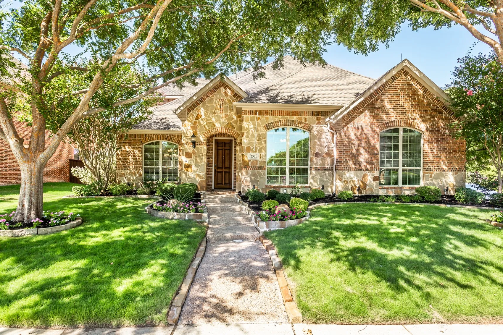 Single Family Residence For Sale in Collin County , 2361 Hedgewood Lane, Allen, Texas 75013, 4 Bedroom, 3 Bathroom, 2 Garage spaces, 3,259 Sqft, built in 2007, mls#21381689, Real Estate Agent in Allen, Homes For Sale in Collin county, Homes For Sale in Allen, Realtor in Allen Texas, Real Estate Brokerage Independent Realty Texas, Luminita Cordes Realtor