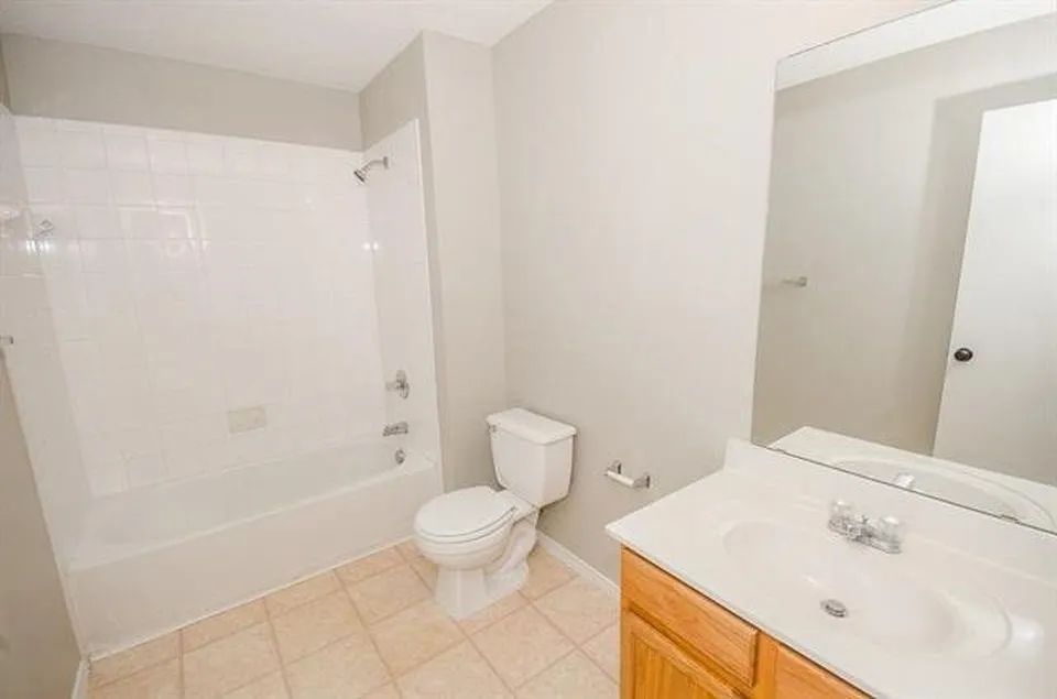 Single Family Residence For Rent in Denton County , 2152 Royal Acres Trail, Little Elm, Texas 75036, 4 Bedroom, 3 Bathroom, 2 Garage spaces, 3,406 Sqft, built in 2003, mls#21381703, Real Estate Agent in Little Elm, Homes For Rent in Denton county, Homes For Rent in Little Elm, Realtor in Little Elm Texas, Real Estate Brokerage Independent Realty Texas, Luminita Cordes Realtor