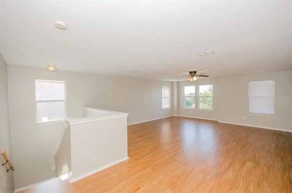 Single Family Residence For Rent in Denton County , 2152 Royal Acres Trail, Little Elm, Texas 75036, 4 Bedroom, 3 Bathroom, 2 Garage spaces, 3,406 Sqft, built in 2003, mls#21381703, Real Estate Agent in Little Elm, Homes For Rent in Denton county, Homes For Rent in Little Elm, Realtor in Little Elm Texas, Real Estate Brokerage Independent Realty Texas, Luminita Cordes Realtor