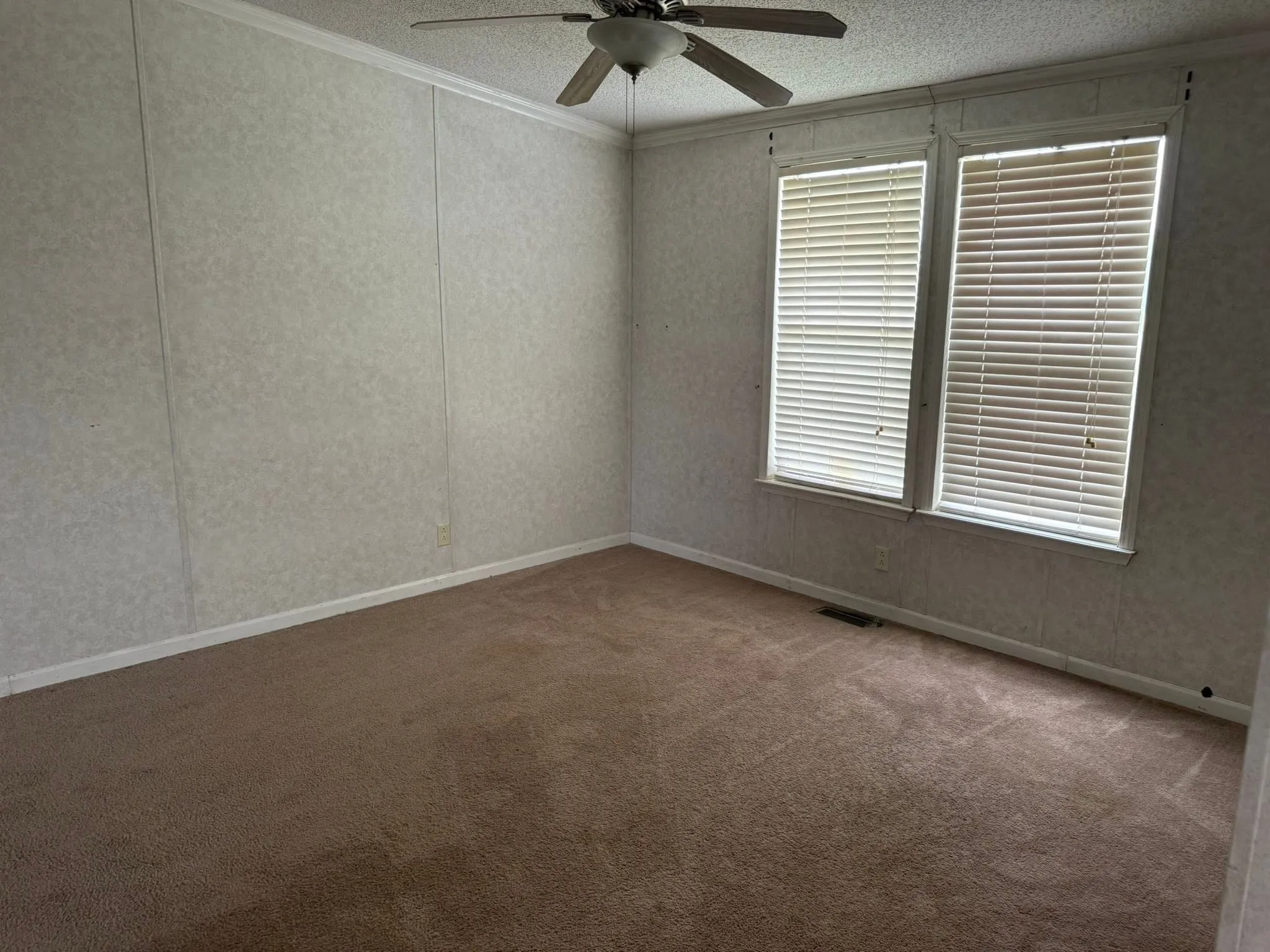 Manufactured Home For Rent in Van Zandt County , 230 VZ County Road 3849, Wills Point, Texas 75169, 3 Bedroom, 2 Bathroom, Garage spaces, 1,848 Sqft, built in 2002, mls#21381676, Real Estate Agent in Wills Point, Homes For Rent in Van Zandt county, Homes For Rent in Wills Point, Realtor in Wills Point Texas, Real Estate Brokerage Independent Realty Texas, Luminita Cordes Realtor