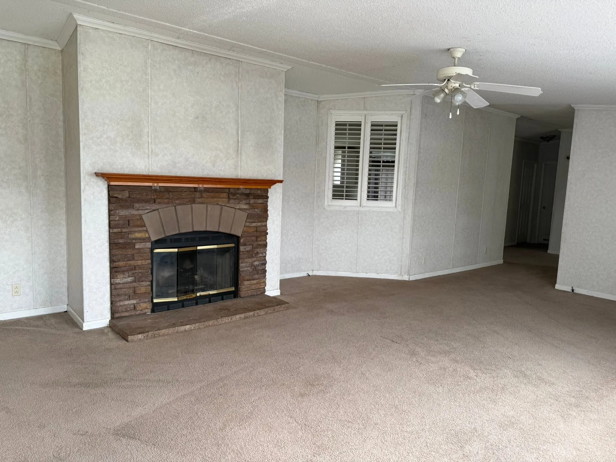 Manufactured Home For Rent in Van Zandt County , 230 VZ County Road 3849, Wills Point, Texas 75169, 3 Bedroom, 2 Bathroom, Garage spaces, 1,848 Sqft, built in 2002, mls#21381676, Real Estate Agent in Wills Point, Homes For Rent in Van Zandt county, Homes For Rent in Wills Point, Realtor in Wills Point Texas, Real Estate Brokerage Independent Realty Texas, Luminita Cordes Realtor