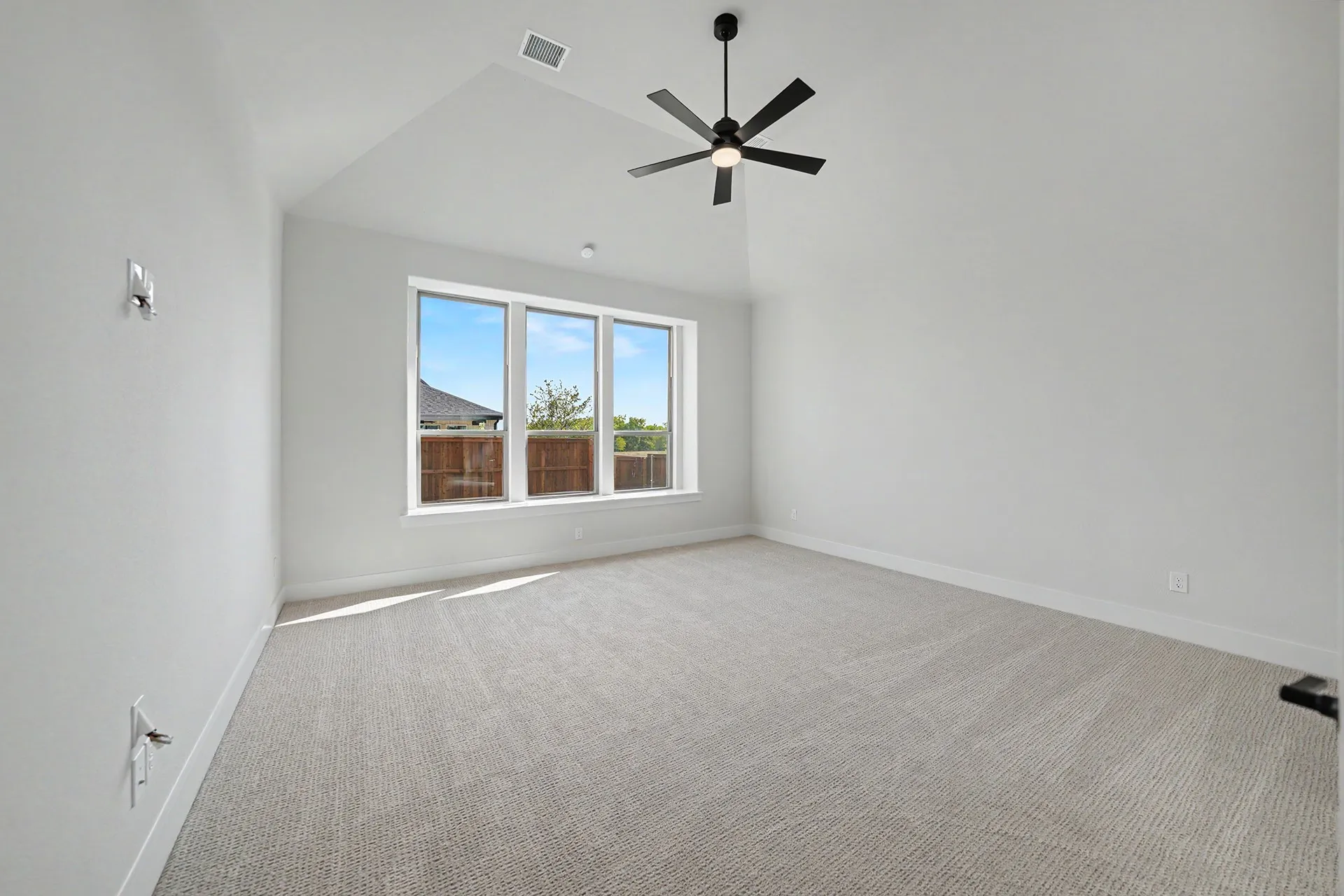 Single Family Residence For Sale in Collin County , 505 Limerick Lane, Celina, Texas 75009, 5 Bedroom, 4 Bathroom, 2 Garage spaces, 4,031 Sqft, built in 2026, mls#21381711, Real Estate Agent in Celina, Homes For Sale in Collin county, Homes For Sale in Celina, Realtor in Celina Texas, Real Estate Brokerage Independent Realty Texas, Luminita Cordes Realtor