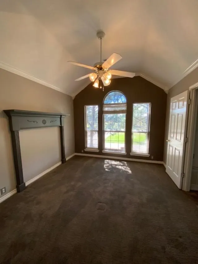 Single Family Residence For Sale in Hill County , 27160 Whispering Meadow Drive, Whitney, Texas 76692, 2 Bedroom, 2 Bathroom, 2 Garage spaces, 1,845 Sqft, built in 1997, mls#21381712, Real Estate Agent in Whitney, Homes For Sale in Hill county, Homes For Sale in Whitney, Realtor in Whitney Texas, Real Estate Brokerage Independent Realty Texas, Luminita Cordes Realtor