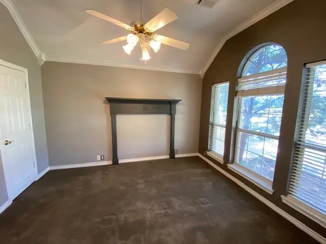 Single Family Residence For Sale in Hill County , 27160 Whispering Meadow Drive, Whitney, Texas 76692, 2 Bedroom, 2 Bathroom, 2 Garage spaces, 1,845 Sqft, built in 1997, mls#21381712, Real Estate Agent in Whitney, Homes For Sale in Hill county, Homes For Sale in Whitney, Realtor in Whitney Texas, Real Estate Brokerage Independent Realty Texas, Luminita Cordes Realtor