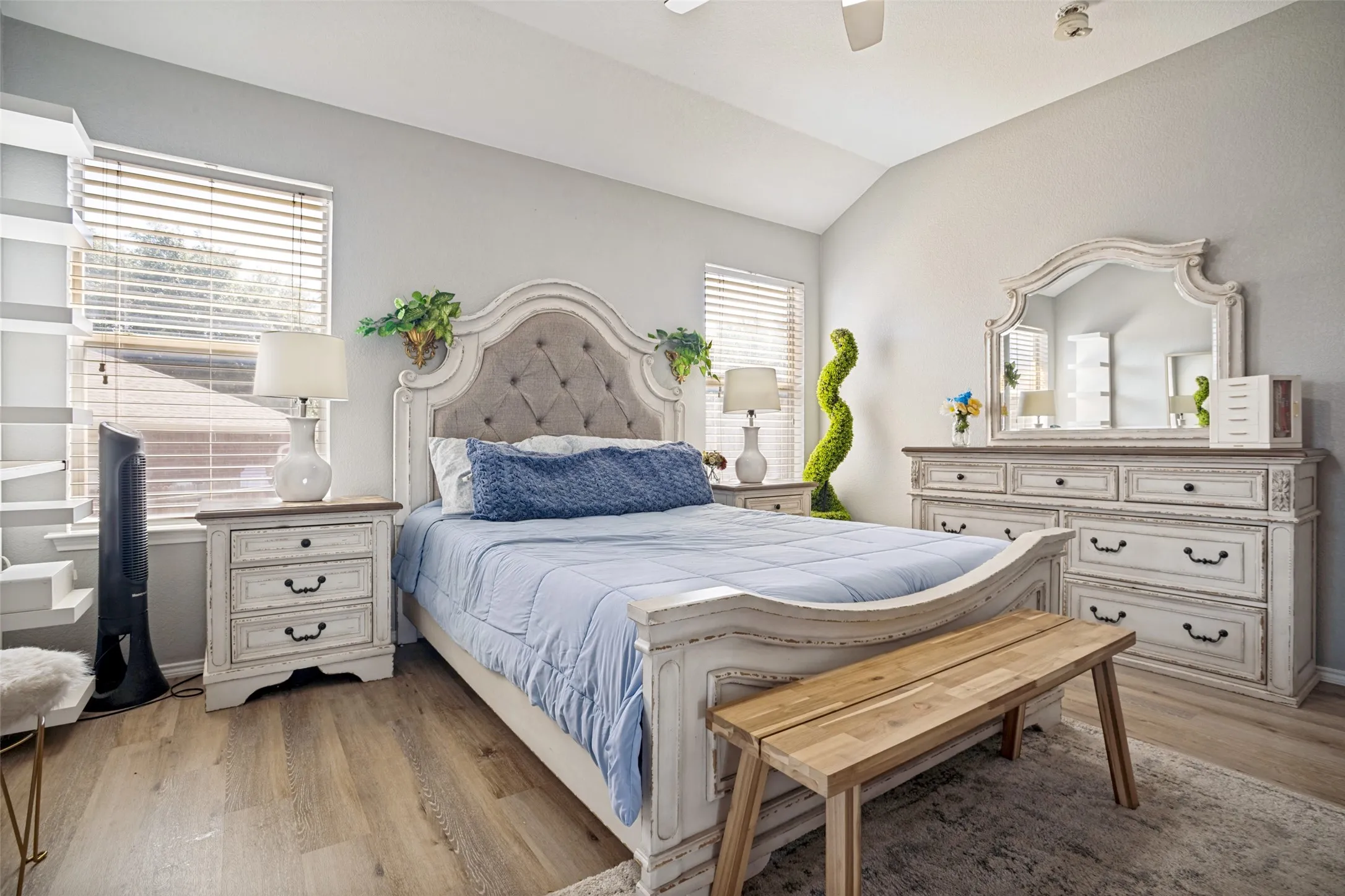 Single Family Residence For Sale in Tarrant County , 1148 Mustang Ridge Drive, Fort Worth, Texas 76052, 3 Bedroom, 2 Bathroom, 2 Garage spaces, 1,482 Sqft, built in 2004, mls#21379785, Real Estate Agent in Fort Worth, Homes For Sale in Tarrant county, Homes For Sale in Fort Worth, Realtor in Fort Worth Texas, Real Estate Brokerage Independent Realty Texas, Luminita Cordes Realtor