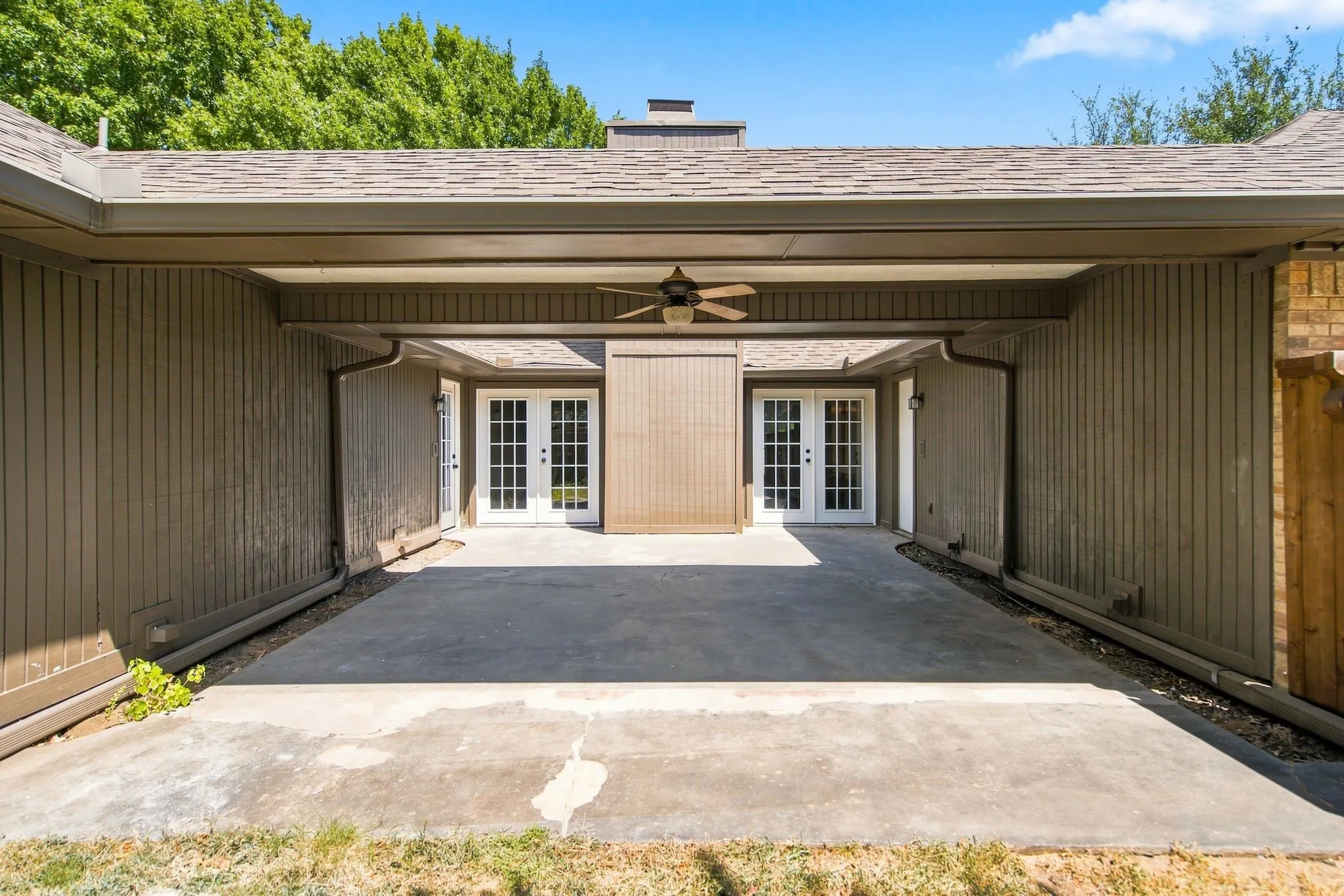 Single Family Residence For Rent in Collin County , 3205 Wrangler Road, Plano, Texas 75074, 4 Bedroom, 3 Bathroom, 2 Garage spaces, 2,095 Sqft, built in 1983, mls#21381692, Real Estate Agent in Plano, Homes For Rent in Collin county, Homes For Rent in Plano, Realtor in Plano Texas, Real Estate Brokerage Independent Realty Texas, Luminita Cordes Realtor
