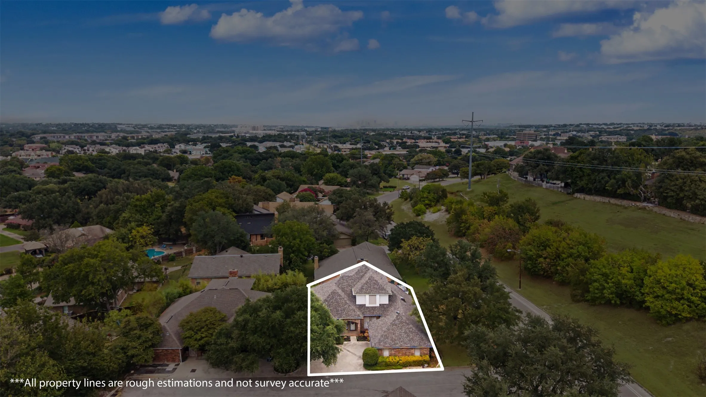 Single Family Residence For Sale in Tarrant County , 68 Legend Road, Benbrook, Texas 76132, 3 Bedroom, 3 Bathroom, 2 Garage spaces, 2,693 Sqft, built in 1985, mls#21381267, Real Estate Agent in Benbrook, Homes For Sale in Tarrant county, Homes For Sale in Benbrook, Realtor in Benbrook Texas, Real Estate Brokerage Independent Realty Texas, Luminita Cordes Realtor