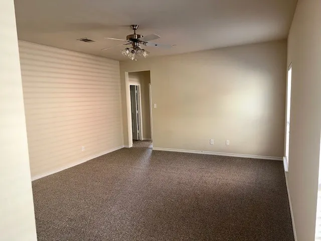 Townhouse For Rent in Collin County , 5813 Rancho Lane, Mc Kinney, Texas 75070, 4 Bedroom, 3 Bathroom, 2 Garage spaces, 2,243 Sqft, built in 2006, mls#21381723, Real Estate Agent in Mc Kinney, Homes For Rent in Collin county, Homes For Rent in Mc Kinney, Realtor in Mc Kinney Texas, Real Estate Brokerage Independent Realty Texas, Luminita Cordes Realtor