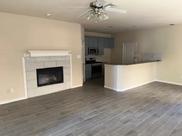 Townhouse For Rent in Collin County , 5813 Rancho Lane, Mc Kinney, Texas 75070, 4 Bedroom, 3 Bathroom, 2 Garage spaces, 2,243 Sqft, built in 2006, mls#21381723, Real Estate Agent in Mc Kinney, Homes For Rent in Collin county, Homes For Rent in Mc Kinney, Realtor in Mc Kinney Texas, Real Estate Brokerage Independent Realty Texas, Luminita Cordes Realtor