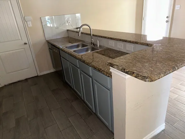 Townhouse For Rent in Collin County , 5813 Rancho Lane, Mc Kinney, Texas 75070, 4 Bedroom, 3 Bathroom, 2 Garage spaces, 2,243 Sqft, built in 2006, mls#21381723, Real Estate Agent in Mc Kinney, Homes For Rent in Collin county, Homes For Rent in Mc Kinney, Realtor in Mc Kinney Texas, Real Estate Brokerage Independent Realty Texas, Luminita Cordes Realtor