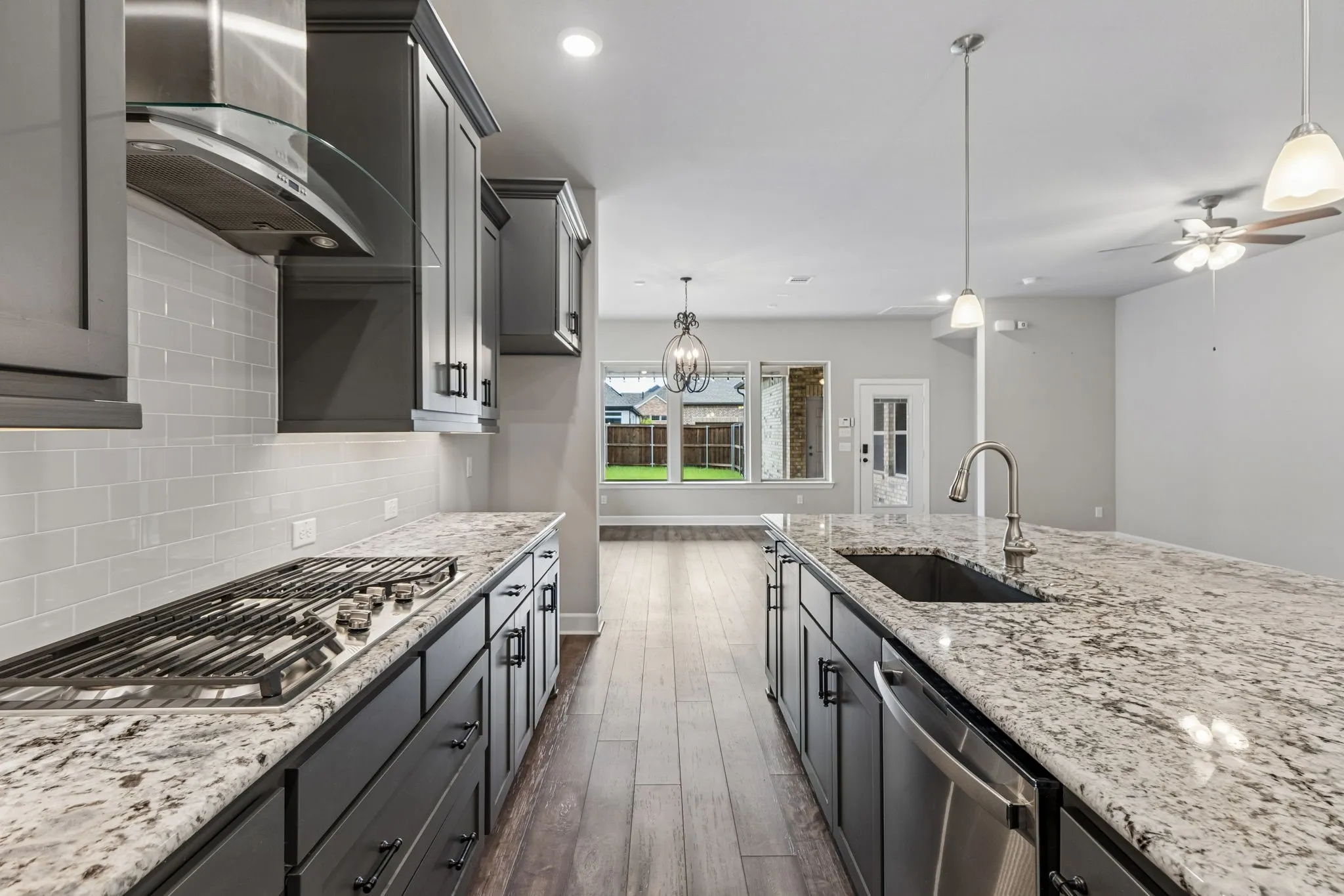 Single Family Residence For Rent in Tarrant County , 4717 Beaver Creek Drive, Arlington, Texas 76005, 2 Bedroom, 2 Bathroom, 2 Garage spaces, 2,024 Sqft, built in 2019, mls#21381721, Real Estate Agent in Arlington, Homes For Rent in Tarrant county, Homes For Rent in Arlington, Realtor in Arlington Texas, Real Estate Brokerage Independent Realty Texas, Luminita Cordes Realtor
