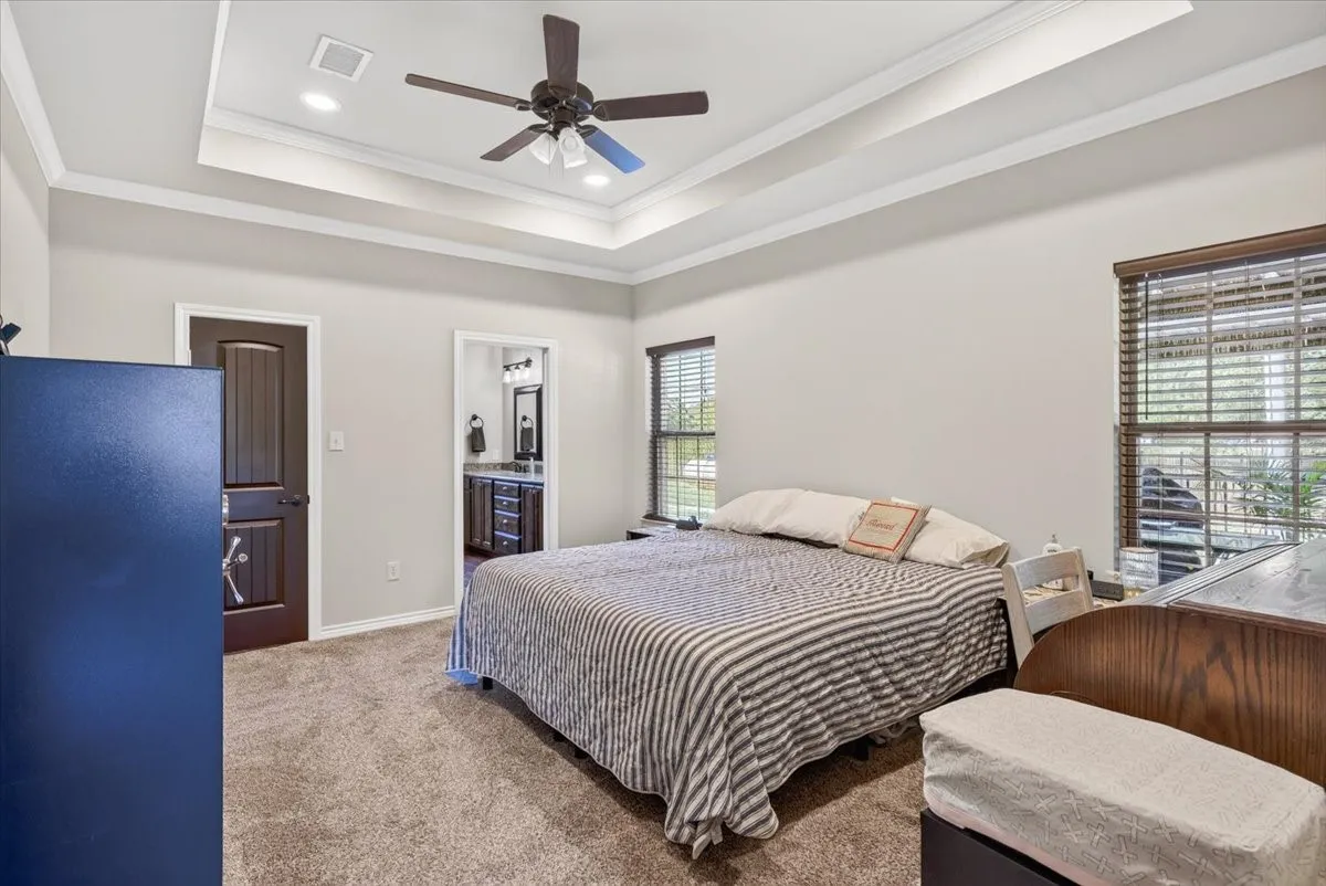 Single Family Residence For Sale in Henderson County , 315 Canoe Court, Gun Barrel City, Texas 75156, 2 Bedroom, 2 Bathroom, 2 Garage spaces, 1,591 Sqft, built in 2017, mls#21380911, Real Estate Agent in Gun Barrel City, Homes For Sale in Henderson county, Homes For Sale in Gun Barrel City, Realtor in Gun Barrel City Texas, Real Estate Brokerage Independent Realty Texas, Luminita Cordes Realtor