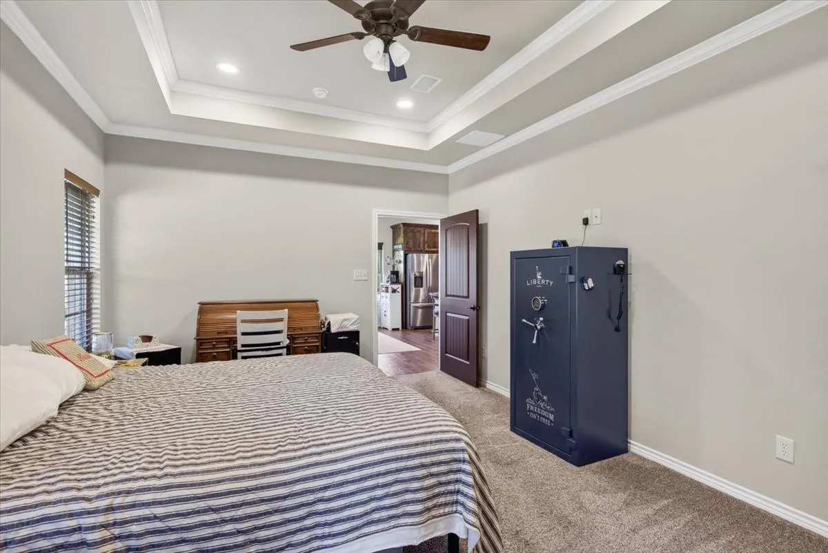 Single Family Residence For Sale in Henderson County , 315 Canoe Court, Gun Barrel City, Texas 75156, 2 Bedroom, 2 Bathroom, 2 Garage spaces, 1,591 Sqft, built in 2017, mls#21380911, Real Estate Agent in Gun Barrel City, Homes For Sale in Henderson county, Homes For Sale in Gun Barrel City, Realtor in Gun Barrel City Texas, Real Estate Brokerage Independent Realty Texas, Luminita Cordes Realtor