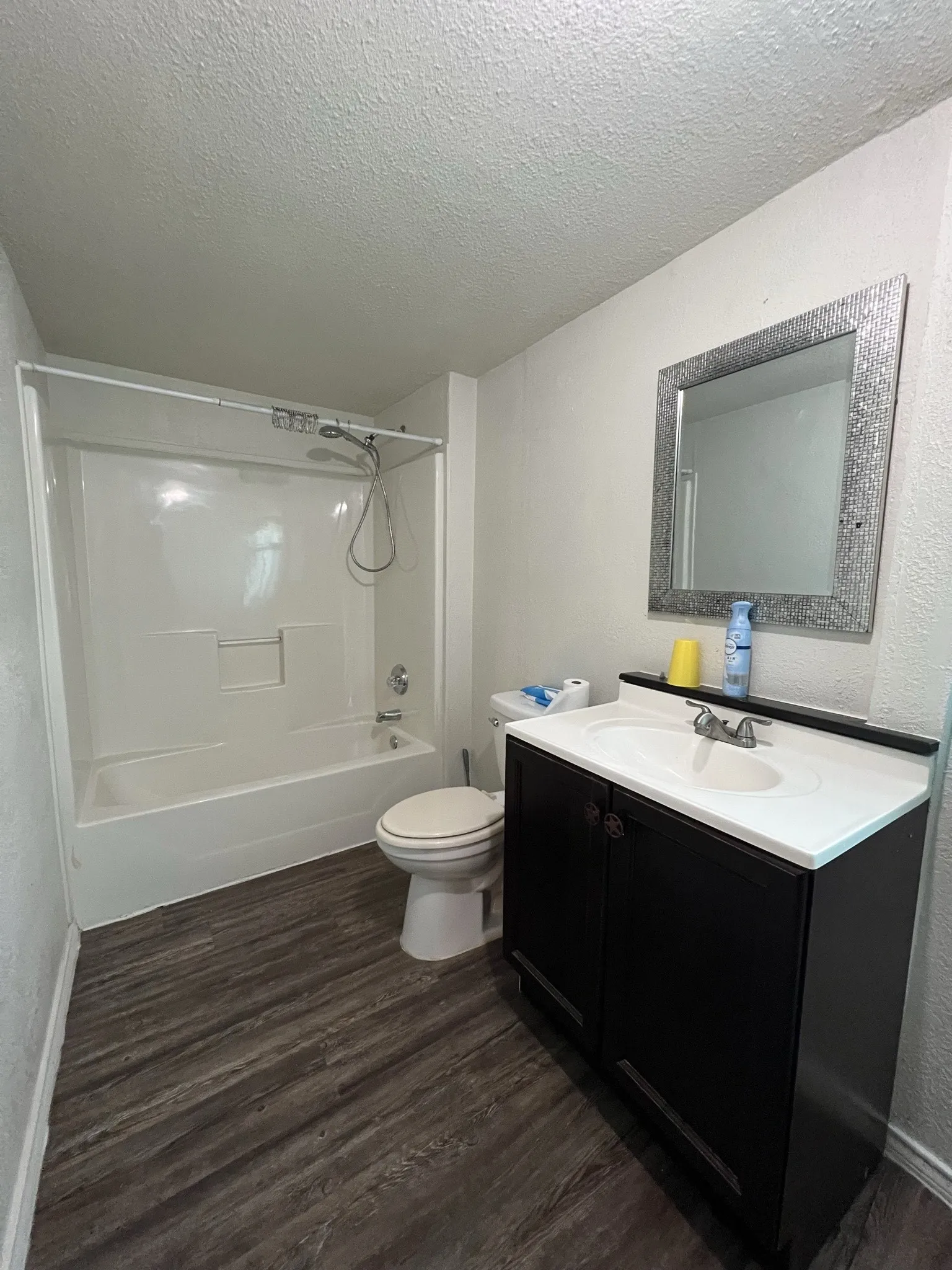 Single Family Residence For Rent in Comanche County , 440 HUMPHREY Street, De Leon, Texas 76444, 3 Bedroom, 1 Bathroom, Garage spaces, 972 Sqft, built in 1930, mls#21381718, Real Estate Agent in De Leon, Homes For Rent in Comanche county, Homes For Rent in De Leon, Realtor in De Leon Texas, Real Estate Brokerage Independent Realty Texas, Luminita Cordes Realtor