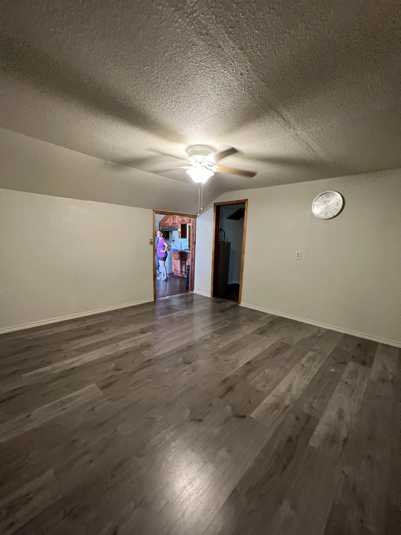 Single Family Residence For Rent in Comanche County , 440 HUMPHREY Street, De Leon, Texas 76444, 3 Bedroom, 1 Bathroom, Garage spaces, 972 Sqft, built in 1930, mls#21381718, Real Estate Agent in De Leon, Homes For Rent in Comanche county, Homes For Rent in De Leon, Realtor in De Leon Texas, Real Estate Brokerage Independent Realty Texas, Luminita Cordes Realtor
