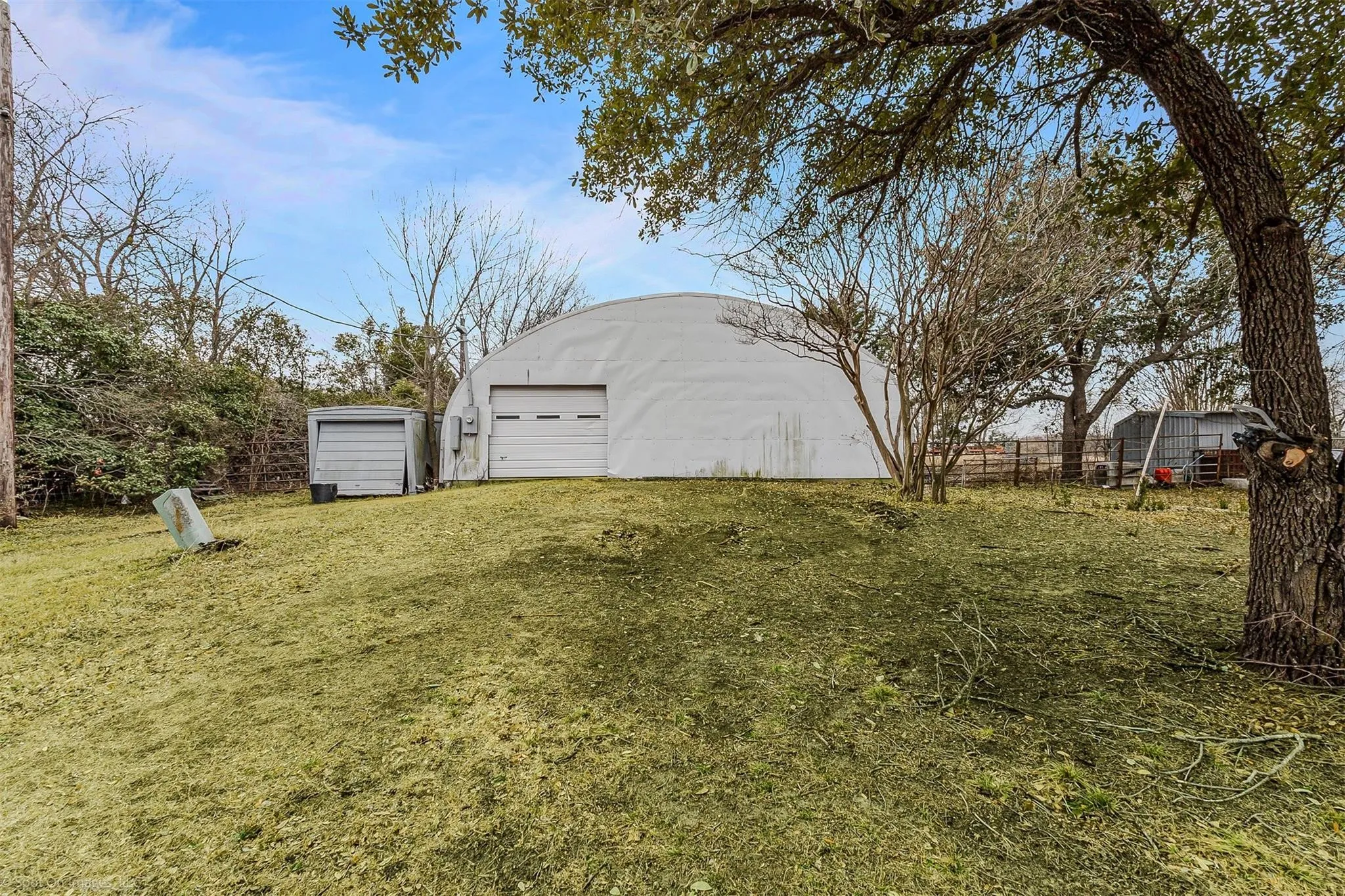 Single Family Residence For Sale in Kaufman County , 15183 Valley View, Forney, Texas 75126, 4 Bedroom, 4 Bathroom, 3 Garage spaces, 2,995 Sqft, built in 1998, mls#21381733, Real Estate Agent in Forney, Homes For Sale in Kaufman county, Homes For Sale in Forney, Realtor in Forney Texas, Real Estate Brokerage Independent Realty Texas, Luminita Cordes Realtor