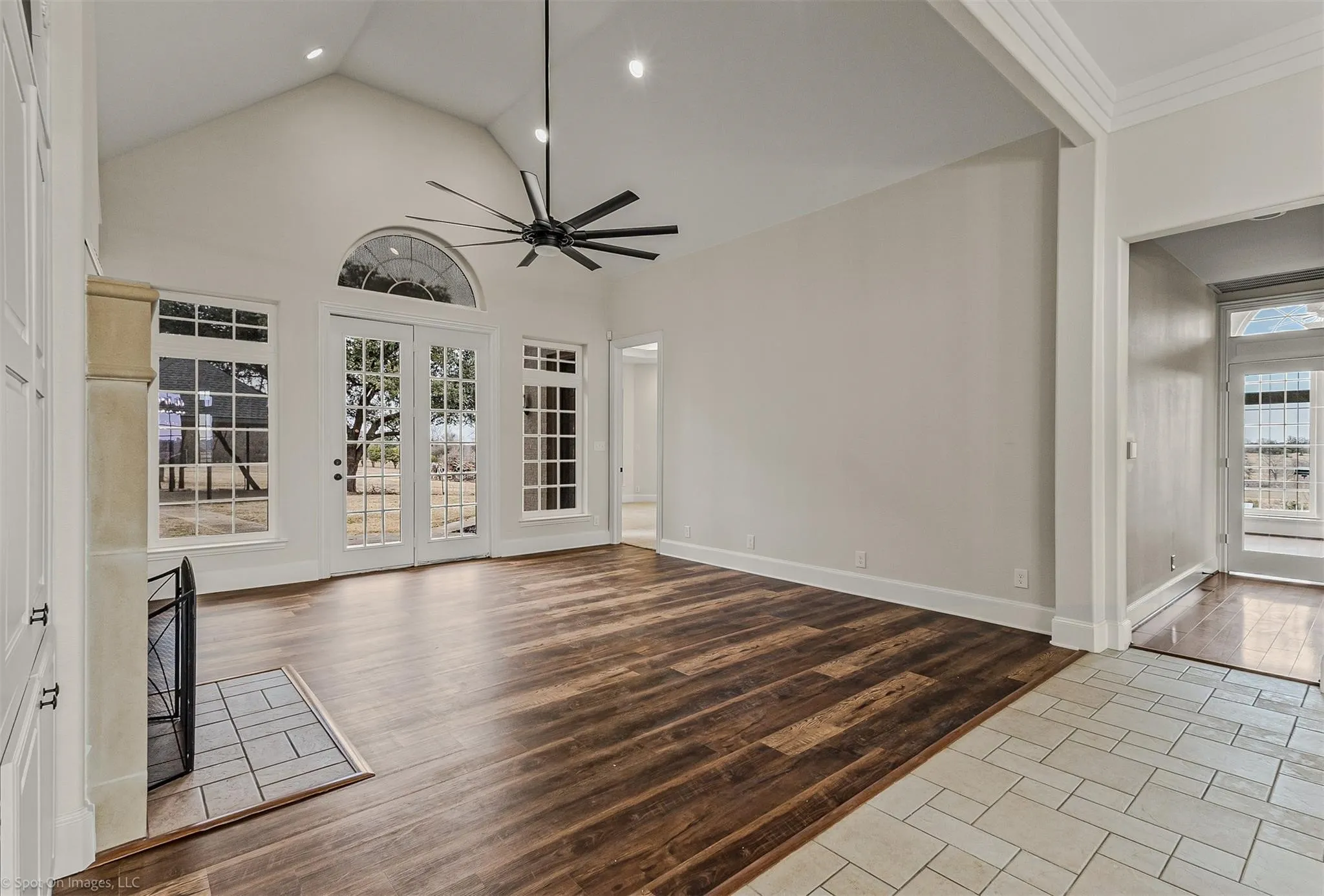 Single Family Residence For Sale in Kaufman County , 15183 Valley View, Forney, Texas 75126, 4 Bedroom, 4 Bathroom, 3 Garage spaces, 2,995 Sqft, built in 1998, mls#21381733, Real Estate Agent in Forney, Homes For Sale in Kaufman county, Homes For Sale in Forney, Realtor in Forney Texas, Real Estate Brokerage Independent Realty Texas, Luminita Cordes Realtor