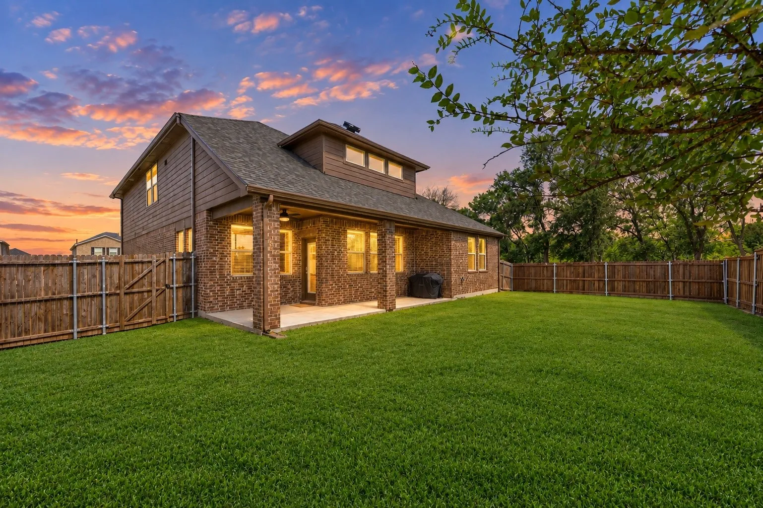 Single Family Residence For Sale in Collin County , 591 Yucca Court, Princeton, Texas 75407, 4 Bedroom, 3 Bathroom, 2 Garage spaces, 2,193 Sqft, built in 2021, mls#21376052, Real Estate Agent in Princeton, Homes For Sale in Collin county, Homes For Sale in Princeton, Realtor in Princeton Texas, Real Estate Brokerage Independent Realty Texas, Luminita Cordes Realtor