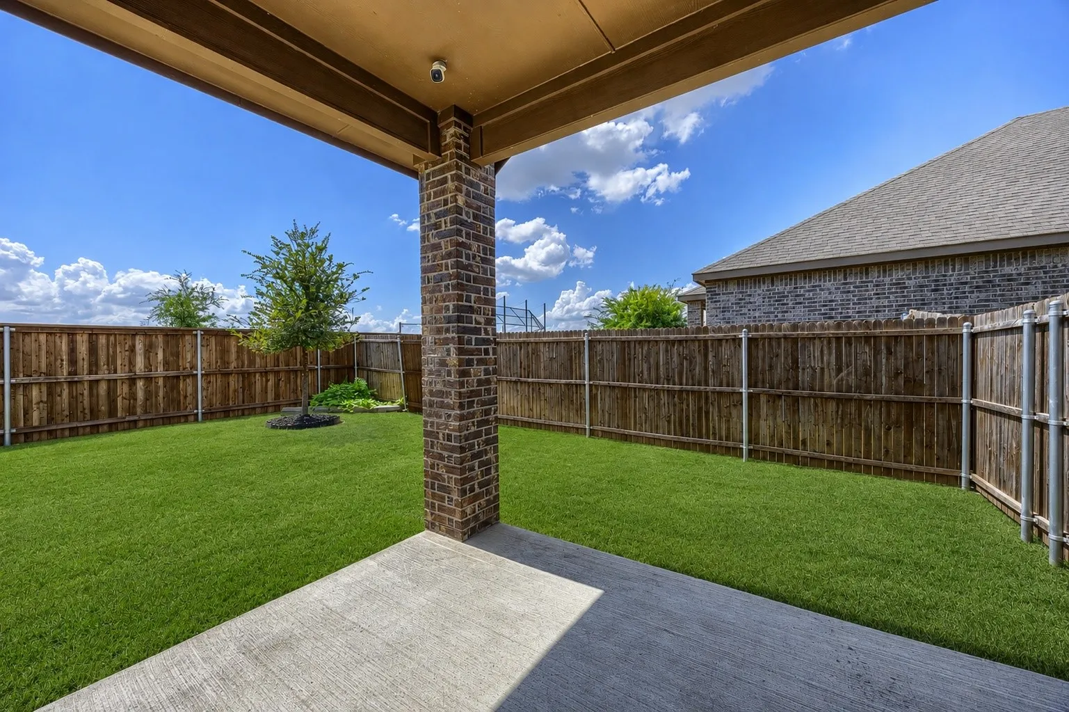 Single Family Residence For Sale in Collin County , 591 Yucca Court, Princeton, Texas 75407, 4 Bedroom, 3 Bathroom, 2 Garage spaces, 2,193 Sqft, built in 2021, mls#21376052, Real Estate Agent in Princeton, Homes For Sale in Collin county, Homes For Sale in Princeton, Realtor in Princeton Texas, Real Estate Brokerage Independent Realty Texas, Luminita Cordes Realtor