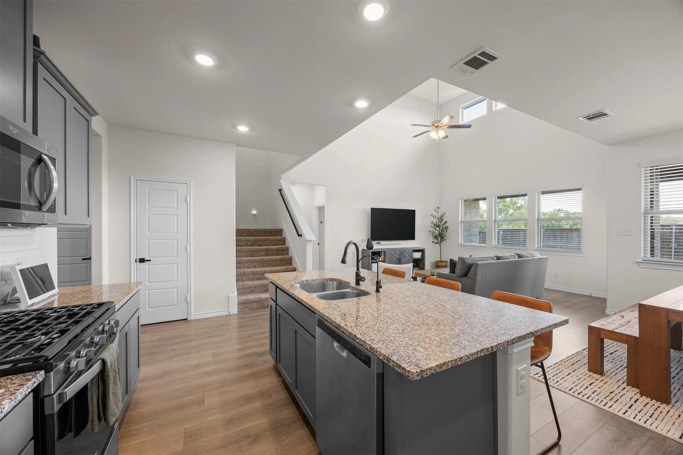 Single Family Residence For Sale in Collin County , 591 Yucca Court, Princeton, Texas 75407, 4 Bedroom, 3 Bathroom, 2 Garage spaces, 2,193 Sqft, built in 2021, mls#21376052, Real Estate Agent in Princeton, Homes For Sale in Collin county, Homes For Sale in Princeton, Realtor in Princeton Texas, Real Estate Brokerage Independent Realty Texas, Luminita Cordes Realtor