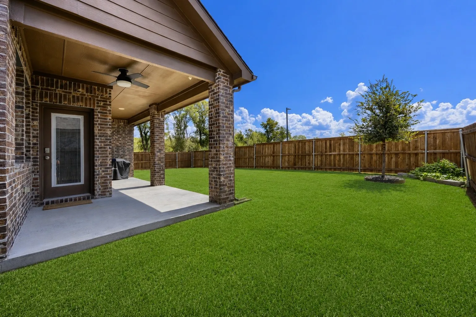 Single Family Residence For Sale in Collin County , 591 Yucca Court, Princeton, Texas 75407, 4 Bedroom, 3 Bathroom, 2 Garage spaces, 2,193 Sqft, built in 2021, mls#21376052, Real Estate Agent in Princeton, Homes For Sale in Collin county, Homes For Sale in Princeton, Realtor in Princeton Texas, Real Estate Brokerage Independent Realty Texas, Luminita Cordes Realtor