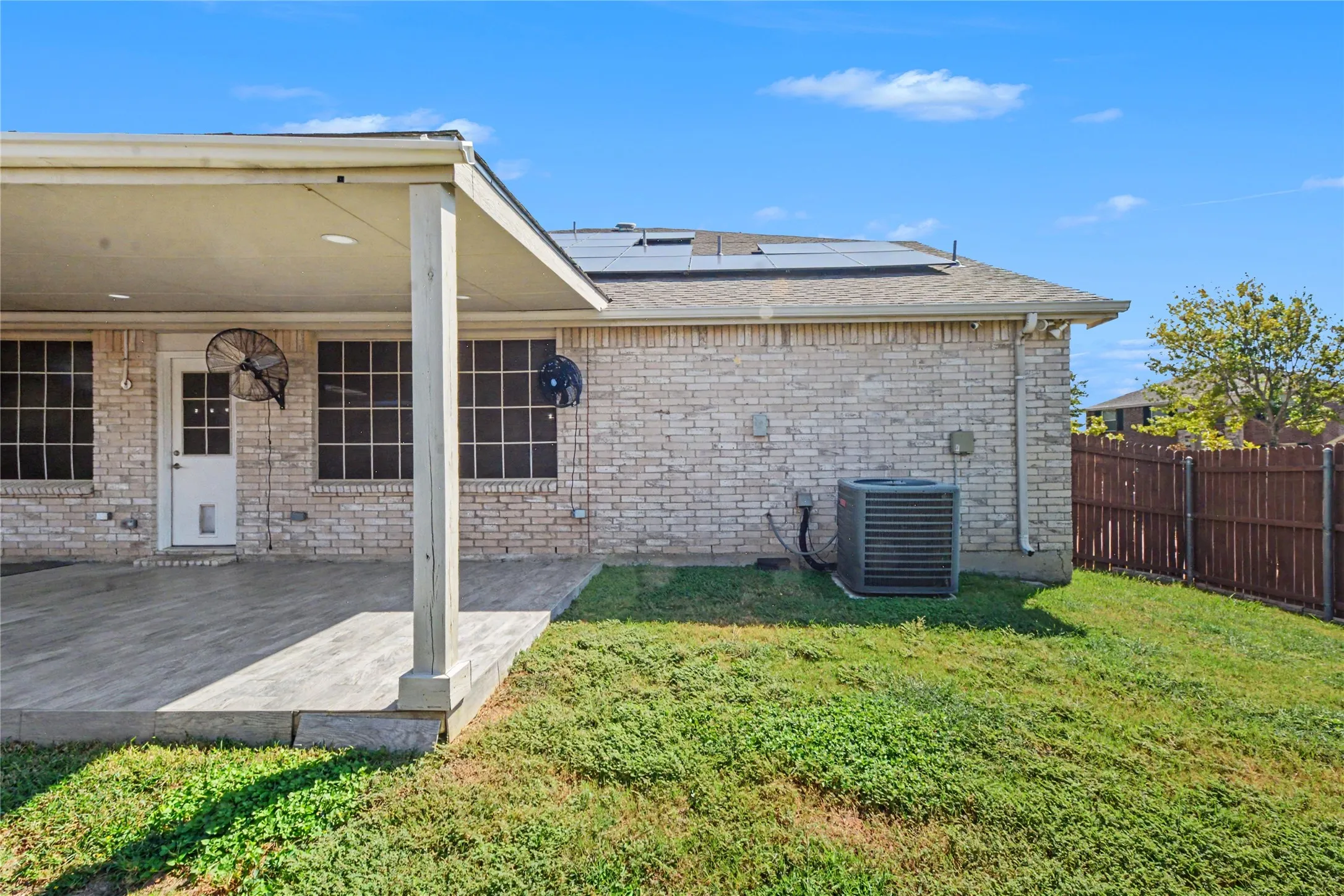 Single Family Residence For Rent in Tarrant County , 7429 Sienna Ridge Lane, Fort Worth, Texas 76131, 4 Bedroom, 3 Bathroom, 2 Garage spaces, 2,894 Sqft, built in 2006, mls#21366364, Real Estate Agent in Fort Worth, Homes For Rent in Tarrant county, Homes For Rent in Fort Worth, Realtor in Fort Worth Texas, Real Estate Brokerage Independent Realty Texas, Luminita Cordes Realtor