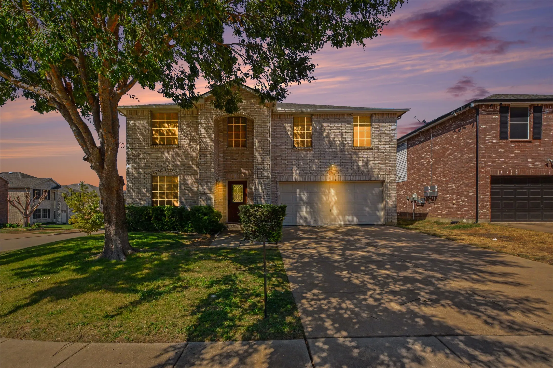 Single Family Residence For Rent in Tarrant County , 7429 Sienna Ridge Lane, Fort Worth, Texas 76131, 4 Bedroom, 3 Bathroom, 2 Garage spaces, 2,894 Sqft, built in 2006, mls#21366364, Real Estate Agent in Fort Worth, Homes For Rent in Tarrant county, Homes For Rent in Fort Worth, Realtor in Fort Worth Texas, Real Estate Brokerage Independent Realty Texas, Luminita Cordes Realtor