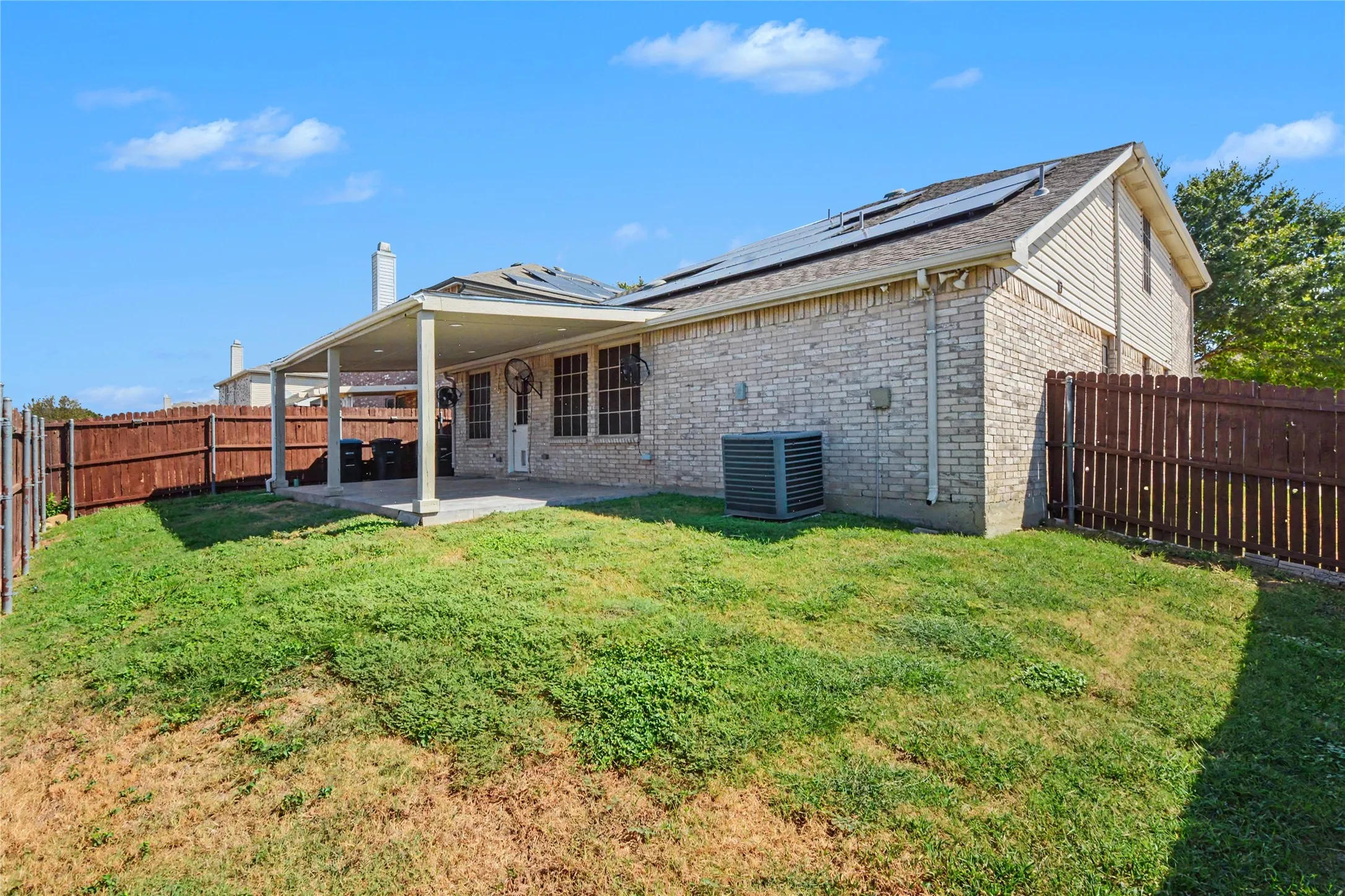 Single Family Residence For Rent in Tarrant County , 7429 Sienna Ridge Lane, Fort Worth, Texas 76131, 4 Bedroom, 3 Bathroom, 2 Garage spaces, 2,894 Sqft, built in 2006, mls#21366364, Real Estate Agent in Fort Worth, Homes For Rent in Tarrant county, Homes For Rent in Fort Worth, Realtor in Fort Worth Texas, Real Estate Brokerage Independent Realty Texas, Luminita Cordes Realtor