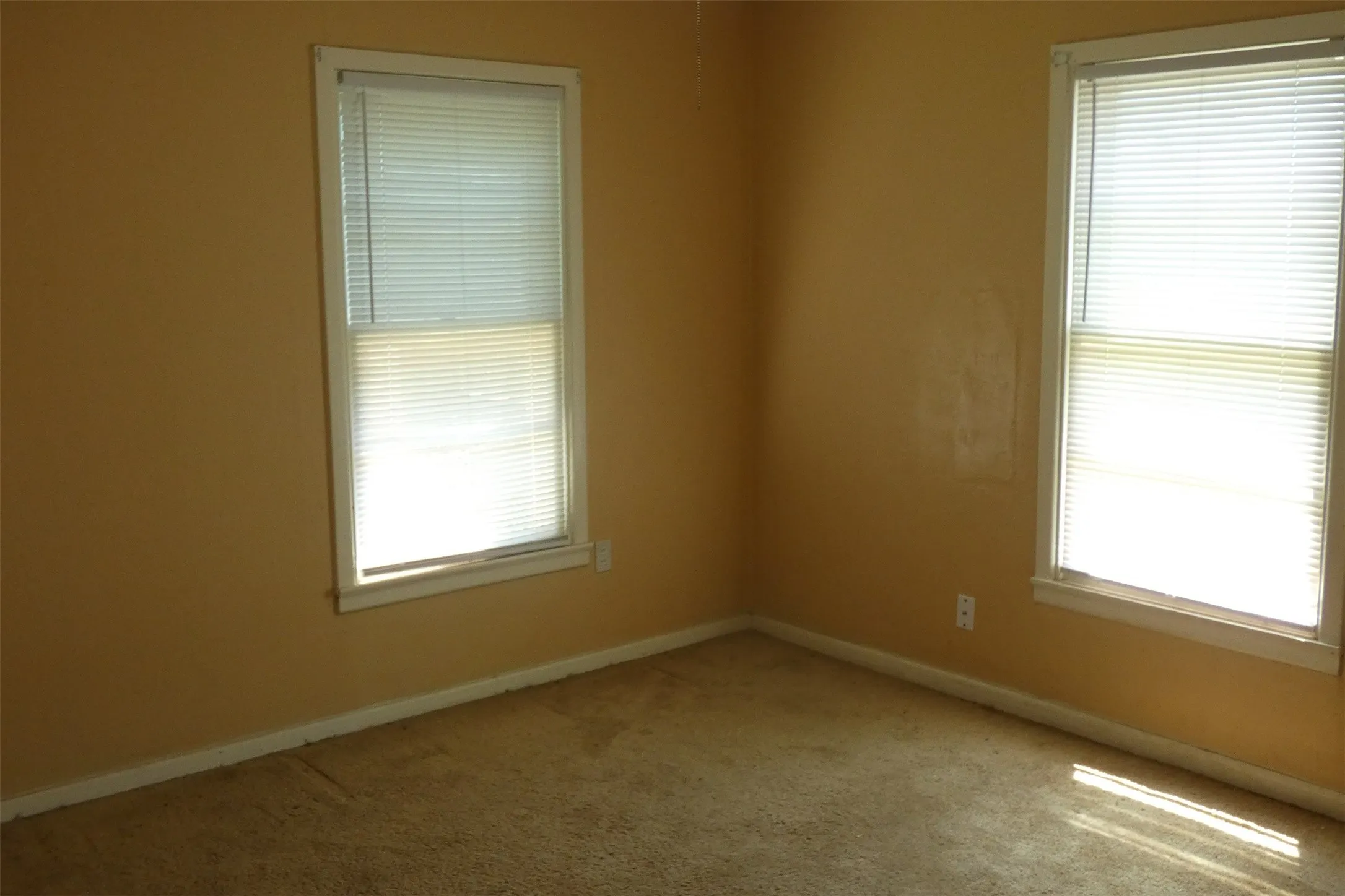Single Family Residence For Rent in Taylor County , 1718 Bridge Avenue, Abilene, Texas 79603, 4 Bedroom, 1 Bathroom, Garage spaces, 1,472 Sqft, built in 1955, mls#21381741, Real Estate Agent in Abilene, Homes For Rent in Taylor county, Homes For Rent in Abilene, Realtor in Abilene Texas, Real Estate Brokerage Independent Realty Texas, Luminita Cordes Realtor