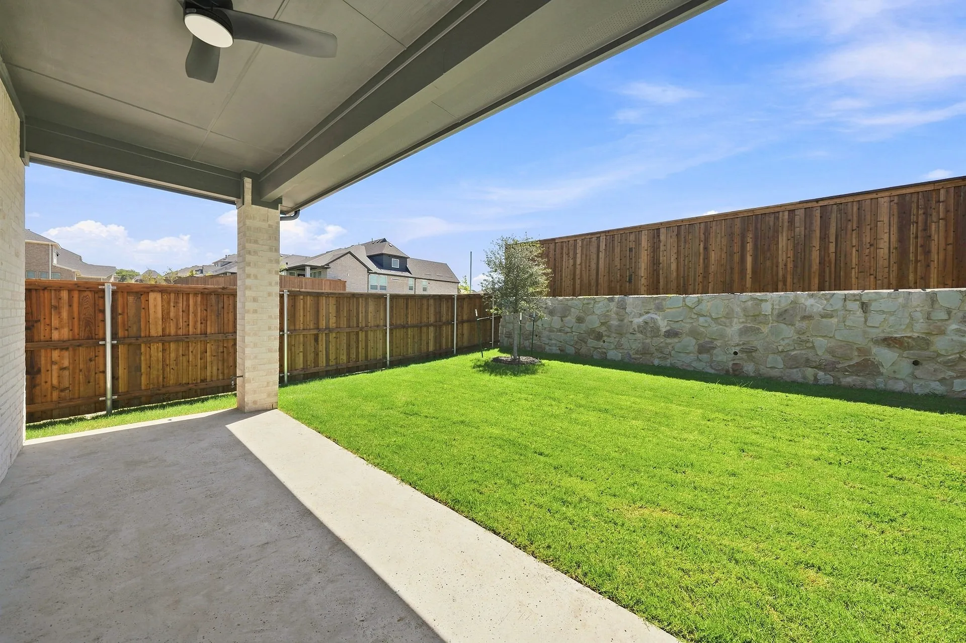 Single Family Residence For Sale in Collin County , 509 Carlow Way, Celina, Texas 75009, 4 Bedroom, 5 Bathroom, 2 Garage spaces, 3,514 Sqft, built in 2026, mls#21381751, Real Estate Agent in Celina, Homes For Sale in Collin county, Homes For Sale in Celina, Realtor in Celina Texas, Real Estate Brokerage Independent Realty Texas, Luminita Cordes Realtor