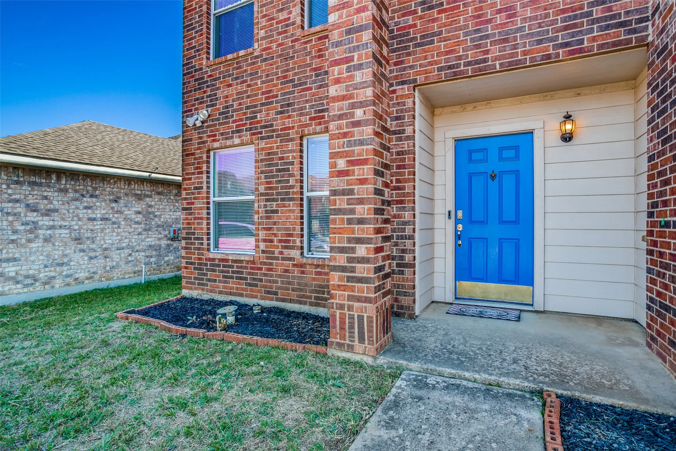 Single Family Residence For Rent in Tarrant County , 3433 Cayman Drive, Fort Worth, Texas 76123, 3 Bedroom, 3 Bathroom, 2 Garage spaces, 2,330 Sqft, built in 2005, mls#21373673, Real Estate Agent in Fort Worth, Homes For Rent in Tarrant county, Homes For Rent in Fort Worth, Realtor in Fort Worth Texas, Real Estate Brokerage Independent Realty Texas, Luminita Cordes Realtor