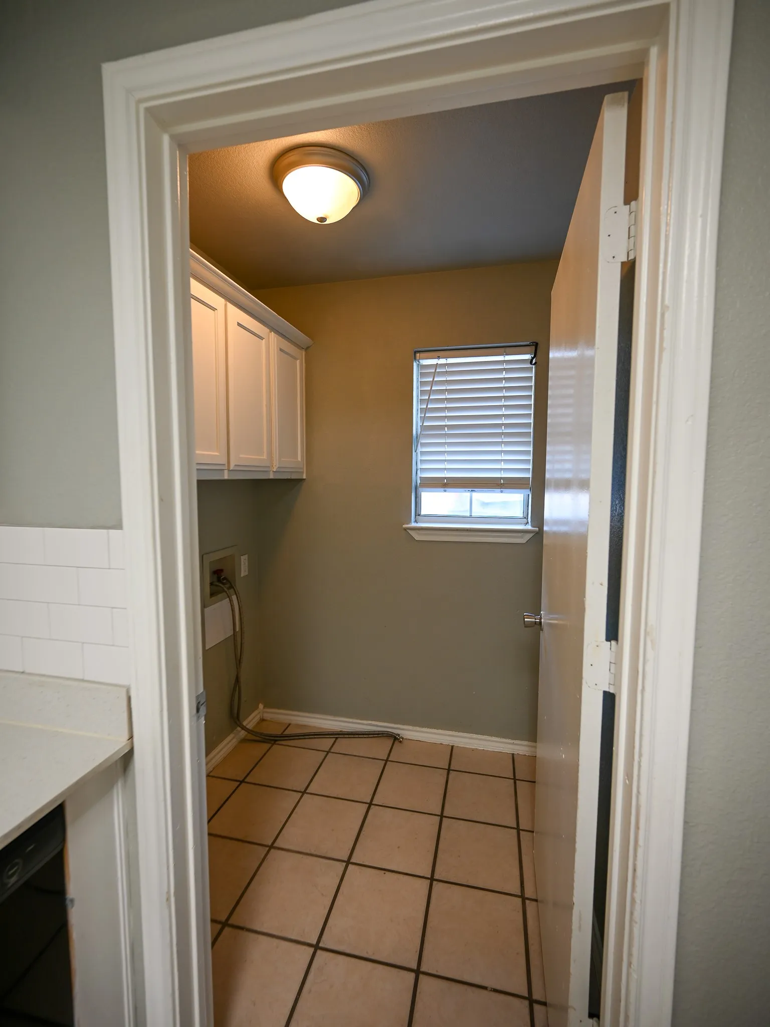 Duplex For Rent in Wise County , 606 N Sewell Drive B, Decatur, Texas 76234, 3 Bedroom, 2 Bathroom, Garage spaces, 1,200 Sqft, built in 1998, mls#21381037, Real Estate Agent in Decatur, Homes For Rent in Wise county, Homes For Rent in Decatur, Realtor in Decatur Texas, Real Estate Brokerage Independent Realty Texas, Luminita Cordes Realtor