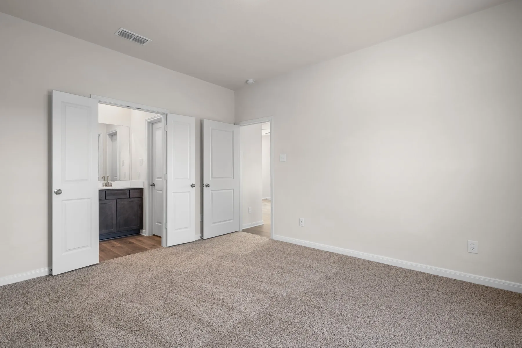 Single Family Residence For Rent in Denton County , 8325 White Wolf Trail, Ponder, Texas 76259, 3 Bedroom, 2 Bathroom, 2 Garage spaces, 1,076 Sqft, built in 2026, mls#21381752, Real Estate Agent in Ponder, Homes For Rent in Denton county, Homes For Rent in Ponder, Realtor in Ponder Texas, Real Estate Brokerage Independent Realty Texas, Luminita Cordes Realtor