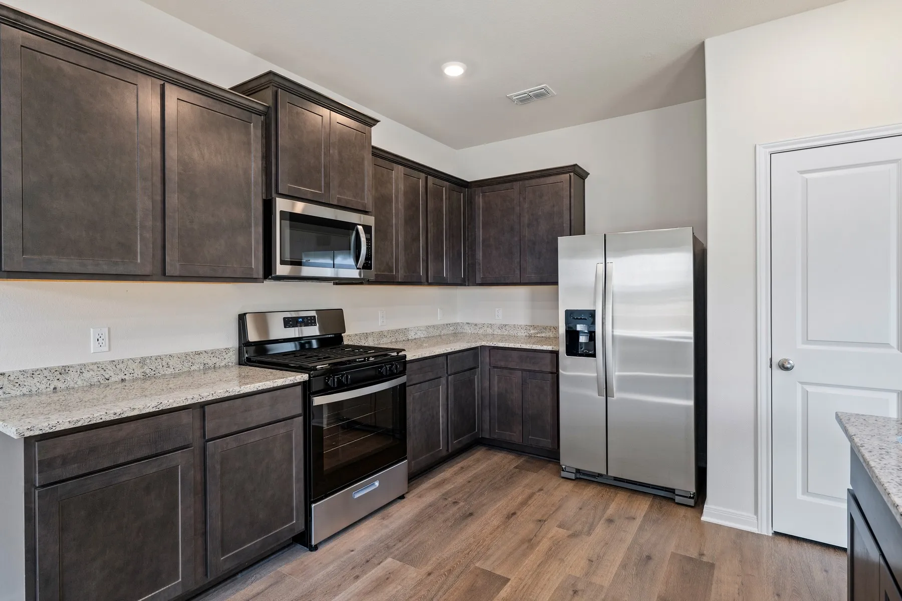 Single Family Residence For Sale in Denton County , 8433 White Wolf Trail, Ponder, Texas 76259, 3 Bedroom, 3 Bathroom, 2 Garage spaces, 2,232 Sqft, built in 2026, mls#21381759, Real Estate Agent in Ponder, Homes For Sale in Denton county, Homes For Sale in Ponder, Realtor in Ponder Texas, Real Estate Brokerage Independent Realty Texas, Luminita Cordes Realtor