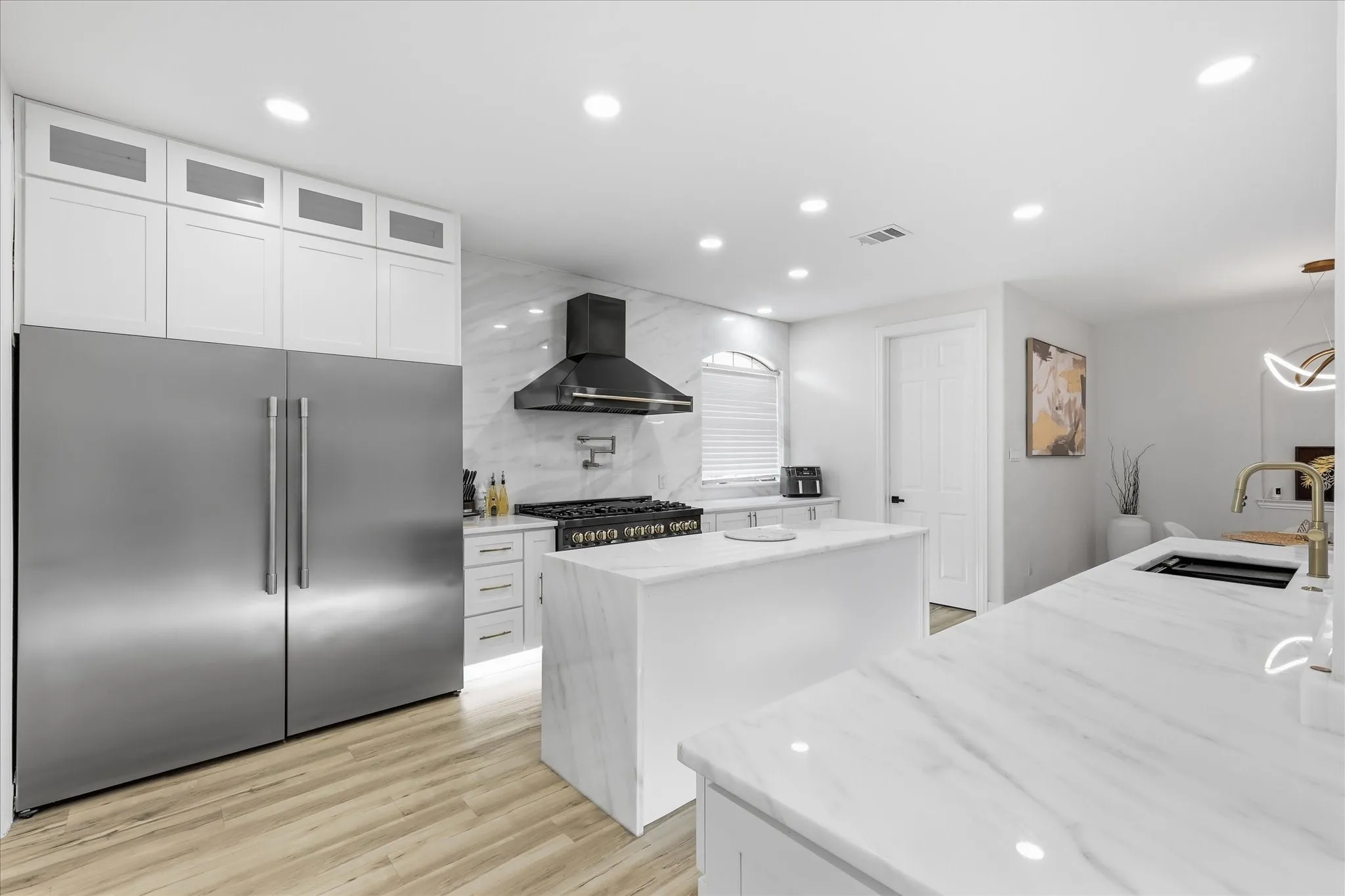 Single Family Residence For Rent in Collin County , 1106 Bridgeway Lane, Allen, Texas 75013, 5 Bedroom, 4 Bathroom, 2 Garage spaces, 4,428 Sqft, built in 2004, mls#21380670, Real Estate Agent in Allen, Homes For Rent in Collin county, Homes For Rent in Allen, Realtor in Allen Texas, Real Estate Brokerage Independent Realty Texas, Luminita Cordes Realtor