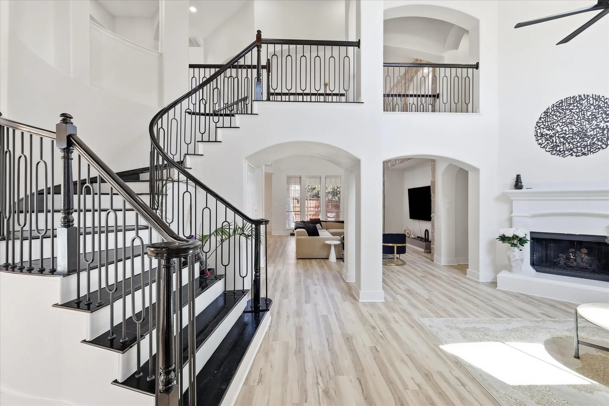 Single Family Residence For Rent in Collin County , 1106 Bridgeway Lane, Allen, Texas 75013, 5 Bedroom, 4 Bathroom, 2 Garage spaces, 4,428 Sqft, built in 2004, mls#21380670, Real Estate Agent in Allen, Homes For Rent in Collin county, Homes For Rent in Allen, Realtor in Allen Texas, Real Estate Brokerage Independent Realty Texas, Luminita Cordes Realtor