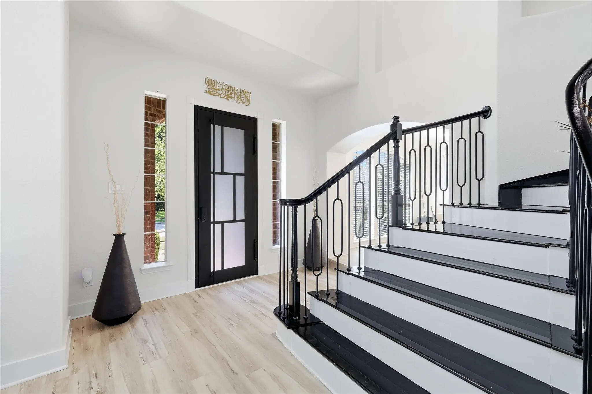 Single Family Residence For Rent in Collin County , 1106 Bridgeway Lane, Allen, Texas 75013, 5 Bedroom, 4 Bathroom, 2 Garage spaces, 4,428 Sqft, built in 2004, mls#21380670, Real Estate Agent in Allen, Homes For Rent in Collin county, Homes For Rent in Allen, Realtor in Allen Texas, Real Estate Brokerage Independent Realty Texas, Luminita Cordes Realtor