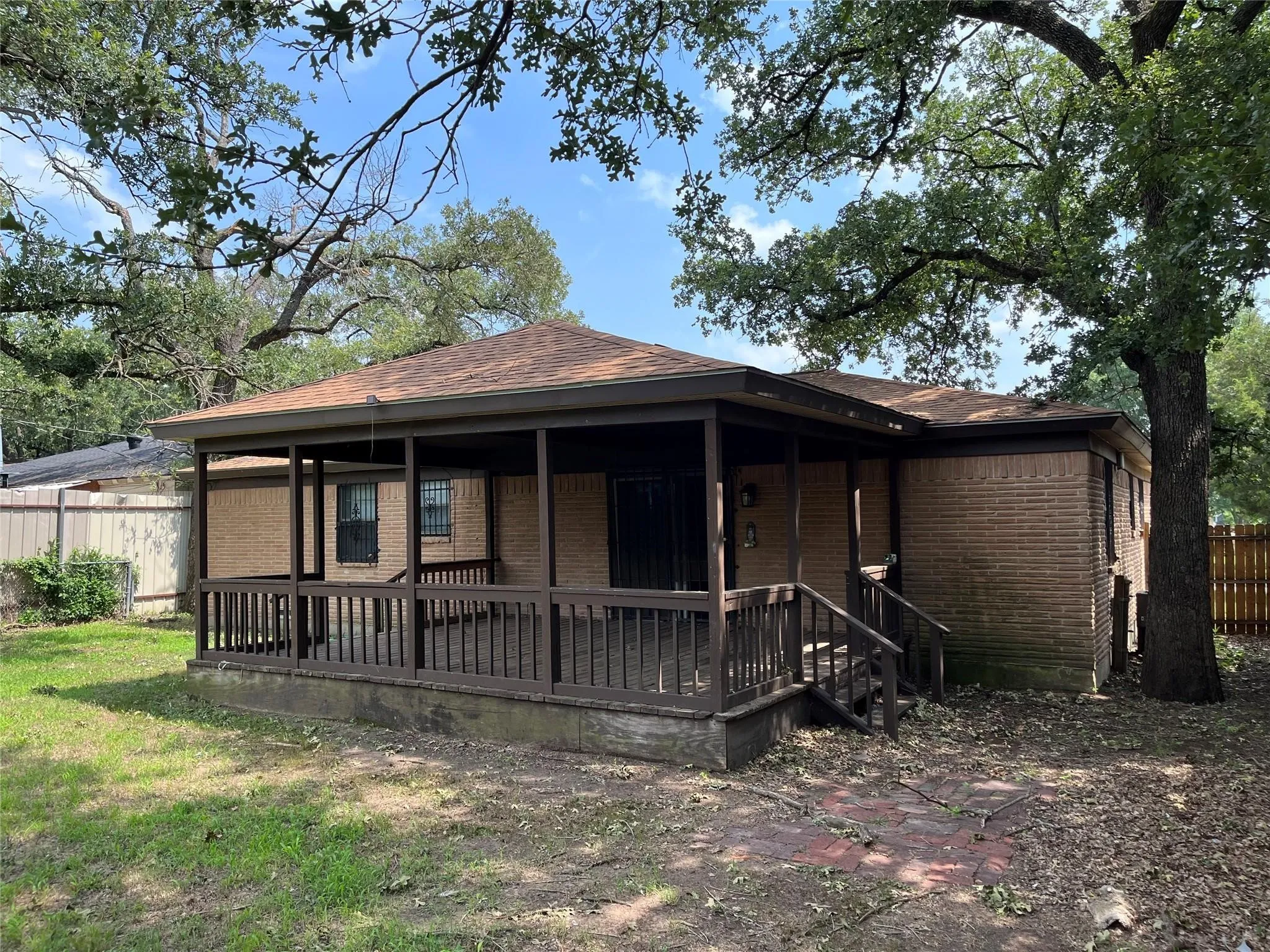 Single Family Residence For Rent in Dallas County , 10327 Springhaven Drive, Dallas, Texas 75217, 4 Bedroom, 2 Bathroom, 2 Garage spaces, 1,404 Sqft, built in 1965, mls#21381579, Real Estate Agent in Dallas, Homes For Rent in Dallas county, Homes For Rent in Dallas, Realtor in Dallas Texas, Real Estate Brokerage Independent Realty Texas, Luminita Cordes Realtor
