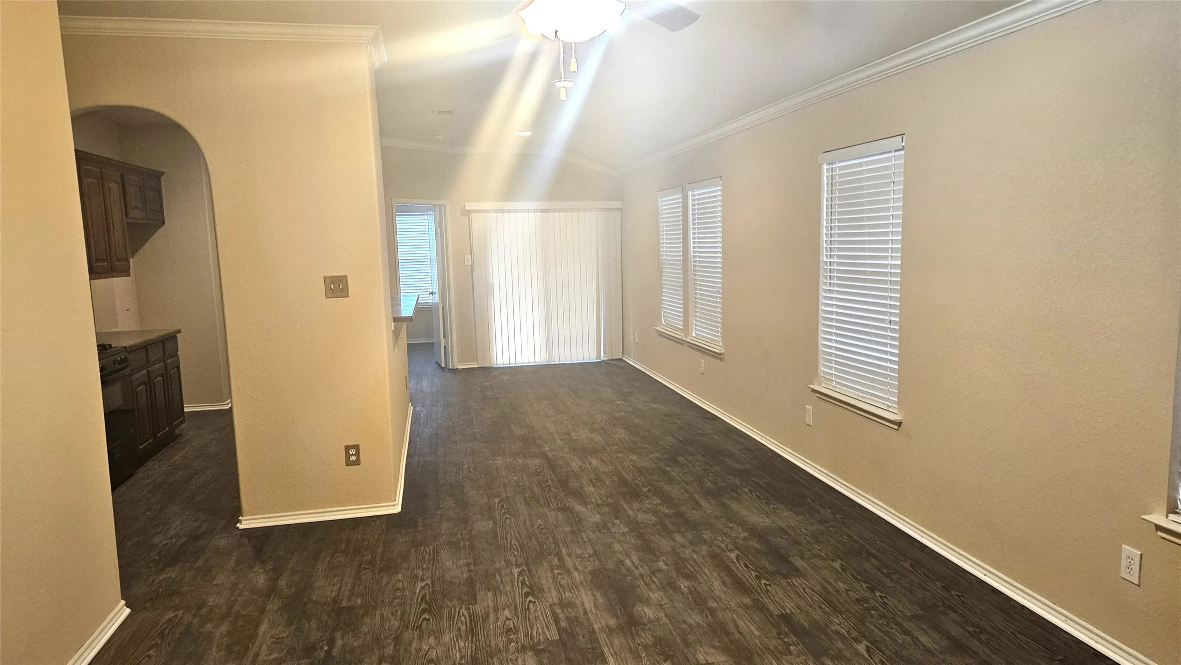 Single Family Residence For Rent in Tarrant County , 2108 Ingrid Lane, Fort Worth, Texas 76131, 3 Bedroom, 2 Bathroom, 2 Garage spaces, 1,295 Sqft, built in 2007, mls#21381793, Real Estate Agent in Fort Worth, Homes For Rent in Tarrant county, Homes For Rent in Fort Worth, Realtor in Fort Worth Texas, Real Estate Brokerage Independent Realty Texas, Luminita Cordes Realtor