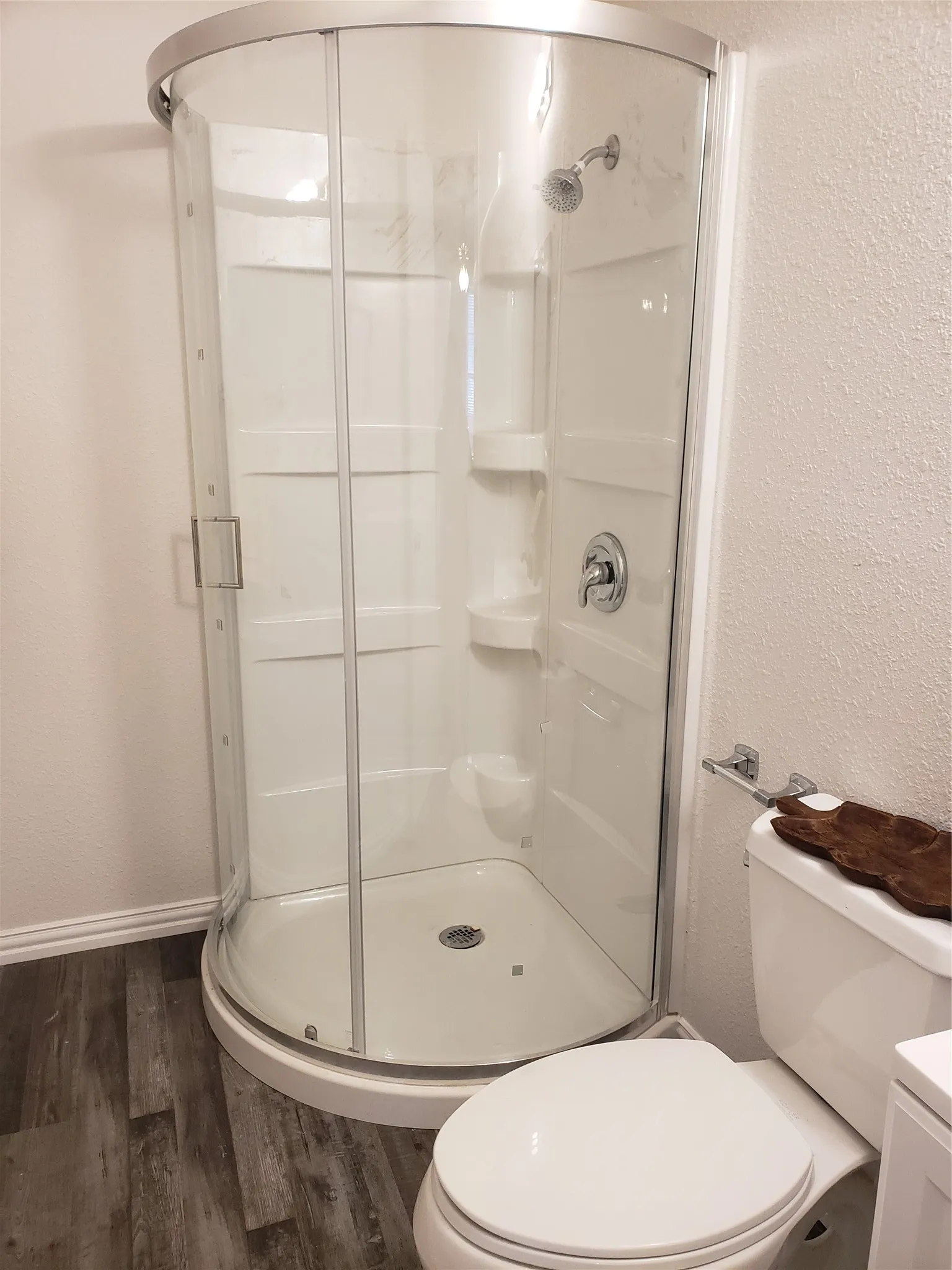 Apartment For Rent in Tarrant County , 4256 Standish Road B, Fort Worth, Texas 76133, 1 Bedroom, 1 Bathroom, Garage spaces, 370 Sqft, built in 1949, mls#21375768, Real Estate Agent in Fort Worth, Homes For Rent in Tarrant county, Homes For Rent in Fort Worth, Realtor in Fort Worth Texas, Real Estate Brokerage Independent Realty Texas, Luminita Cordes Realtor