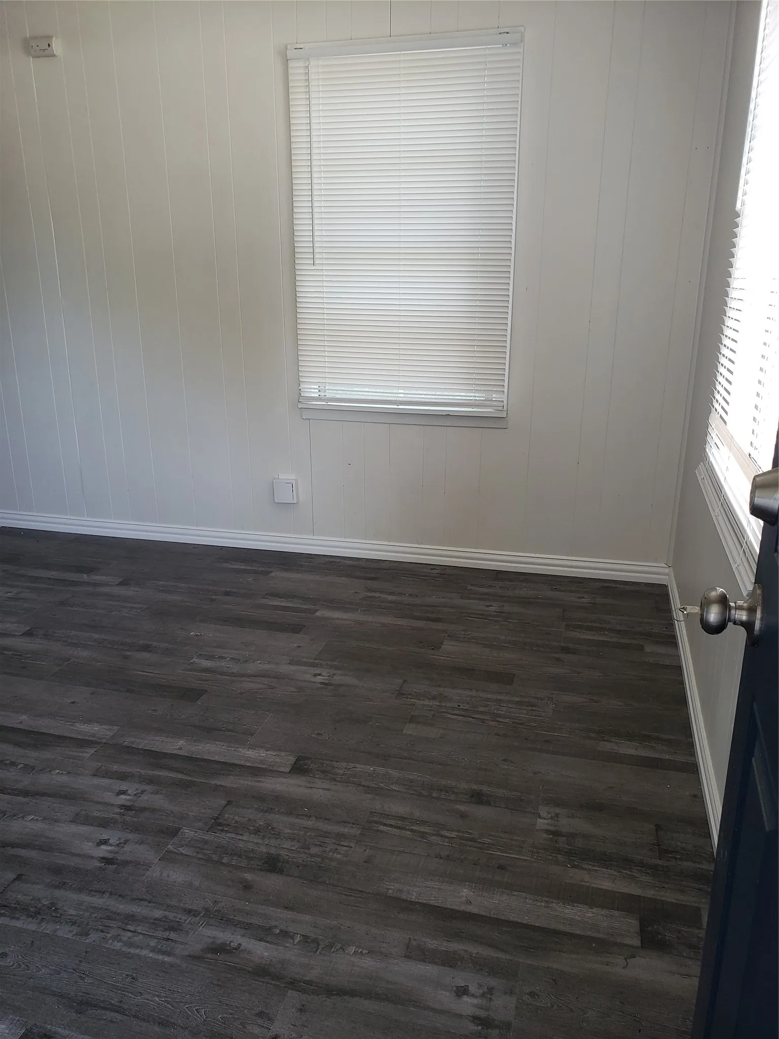 Apartment For Rent in Tarrant County , 4256 Standish Road B, Fort Worth, Texas 76133, 1 Bedroom, 1 Bathroom, Garage spaces, 370 Sqft, built in 1949, mls#21375768, Real Estate Agent in Fort Worth, Homes For Rent in Tarrant county, Homes For Rent in Fort Worth, Realtor in Fort Worth Texas, Real Estate Brokerage Independent Realty Texas, Luminita Cordes Realtor