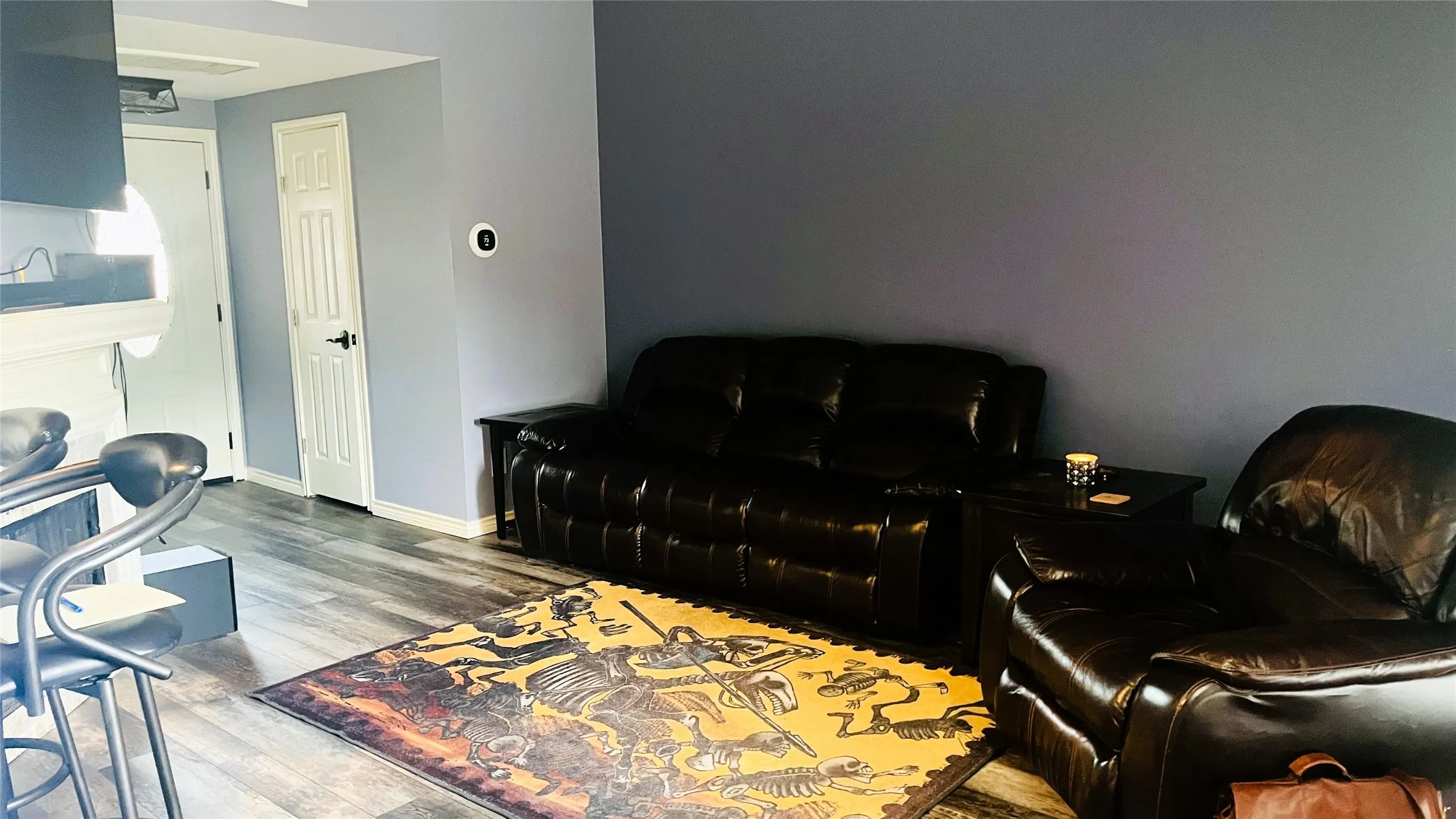Flooring and paint current