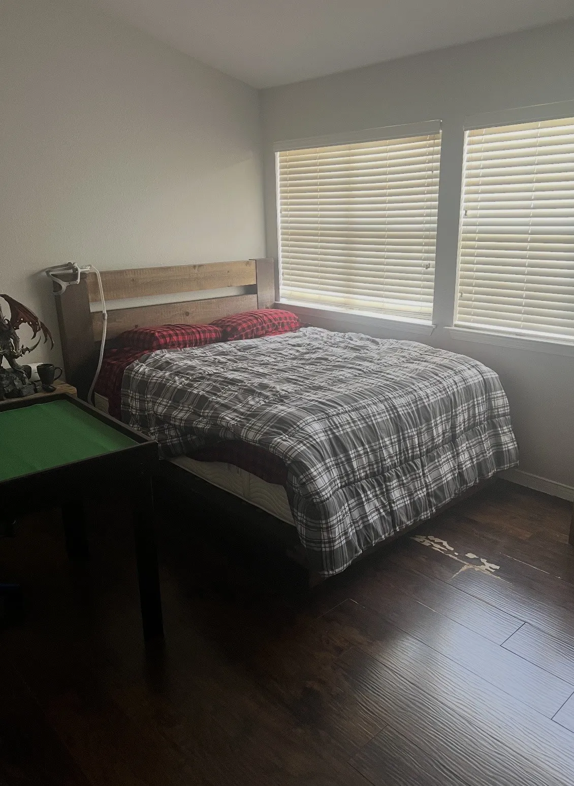 Townhouse For Sale in Dallas County , 2305 Southlake Court, Irving, Texas 75038, 1 Bedroom, 2 Bathroom, Garage spaces, 938 Sqft, built in 1983, mls#21381710, Real Estate Agent in Irving, Homes For Sale in Dallas county, Homes For Sale in Irving, Realtor in Irving Texas, Real Estate Brokerage Independent Realty Texas, Luminita Cordes Realtor