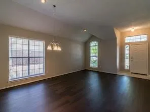 Single Family Residence For Rent in Collin County , 10804 Huntington Road, Frisco, Texas 75035, 3 Bedroom, 2 Bathroom, 2 Garage spaces, 1,861 Sqft, built in 1993, mls#21381801, Real Estate Agent in Frisco, Homes For Rent in Collin county, Homes For Rent in Frisco, Realtor in Frisco Texas, Real Estate Brokerage Independent Realty Texas, Luminita Cordes Realtor