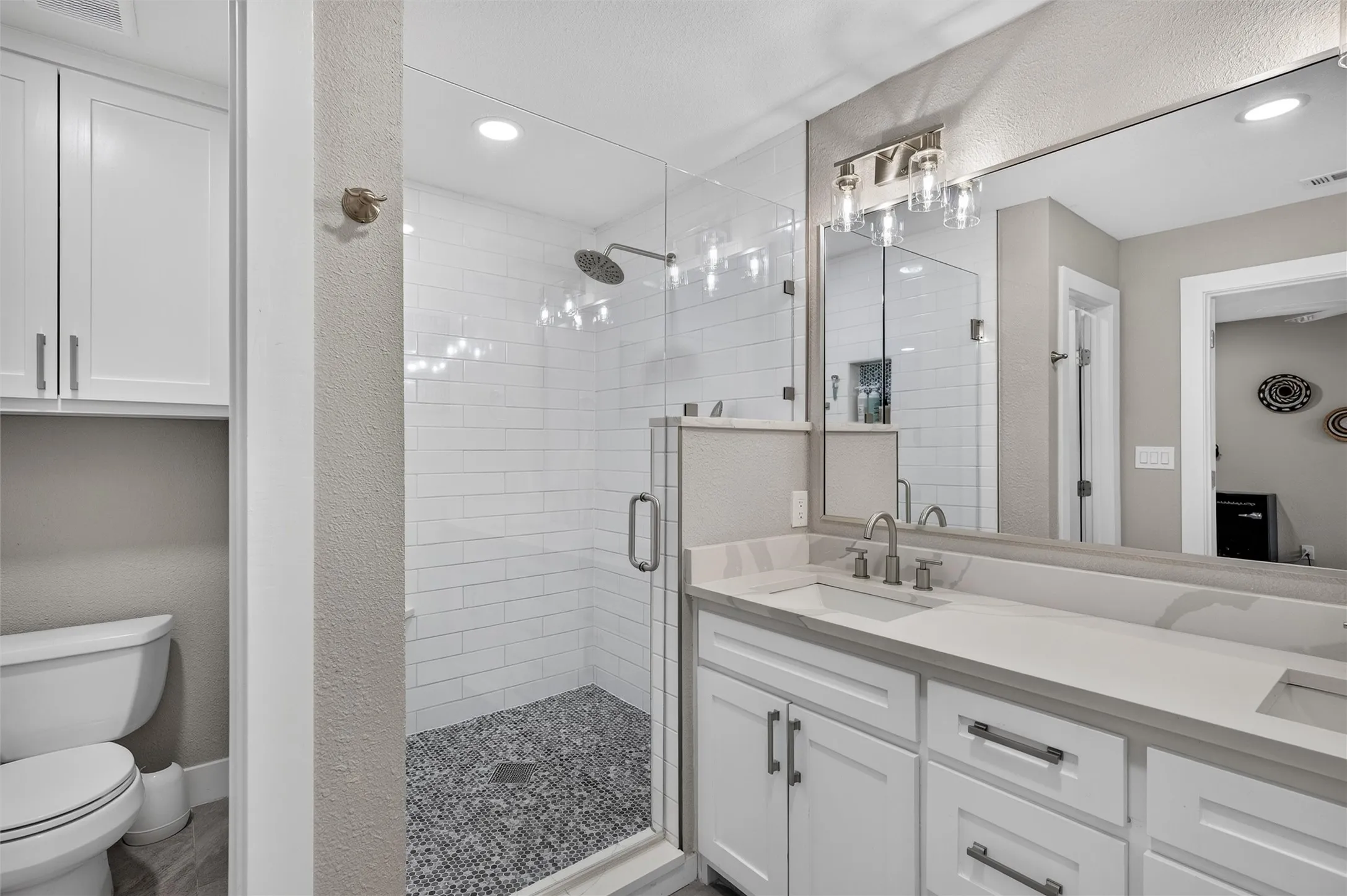 Single Family Residence For Sale in Dallas County , 11335 Mccree Road, Dallas, Texas 75238, 4 Bedroom, 2 Bathroom, 2 Garage spaces, 1,980 Sqft, built in 1972, mls#21381061, Real Estate Agent in Dallas, Homes For Sale in Dallas county, Homes For Sale in Dallas, Realtor in Dallas Texas, Real Estate Brokerage Independent Realty Texas, Luminita Cordes Realtor