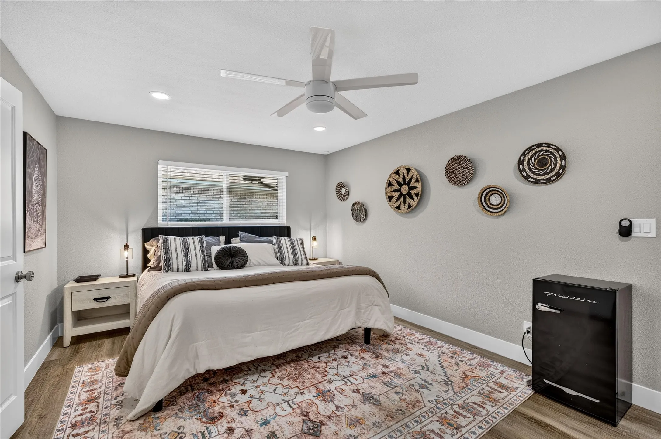 Single Family Residence For Sale in Dallas County , 11335 Mccree Road, Dallas, Texas 75238, 4 Bedroom, 2 Bathroom, 2 Garage spaces, 1,980 Sqft, built in 1972, mls#21381061, Real Estate Agent in Dallas, Homes For Sale in Dallas county, Homes For Sale in Dallas, Realtor in Dallas Texas, Real Estate Brokerage Independent Realty Texas, Luminita Cordes Realtor